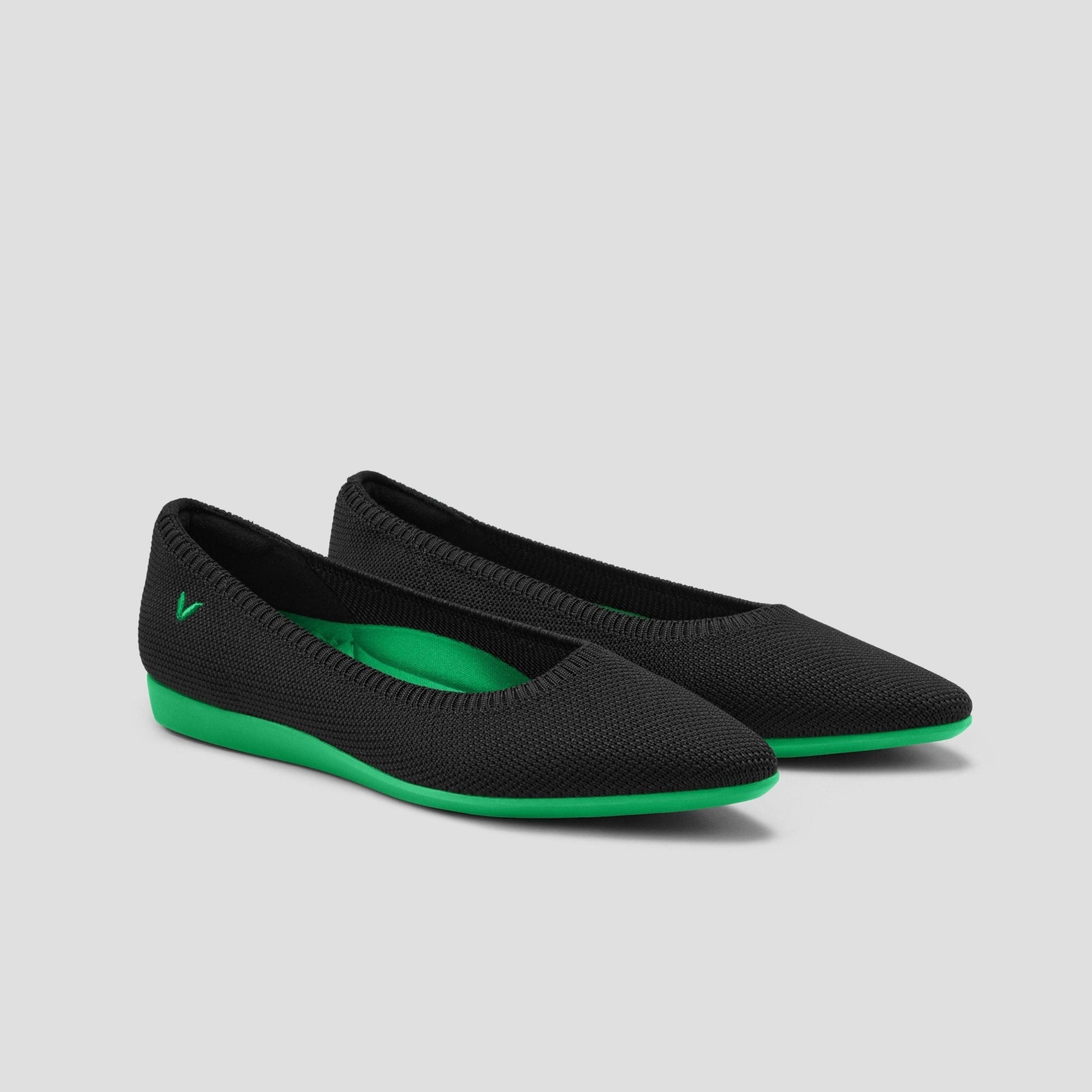 [Aria Walker] Pointed toe Ultra-lightweight Thick Sole Flat Shoes