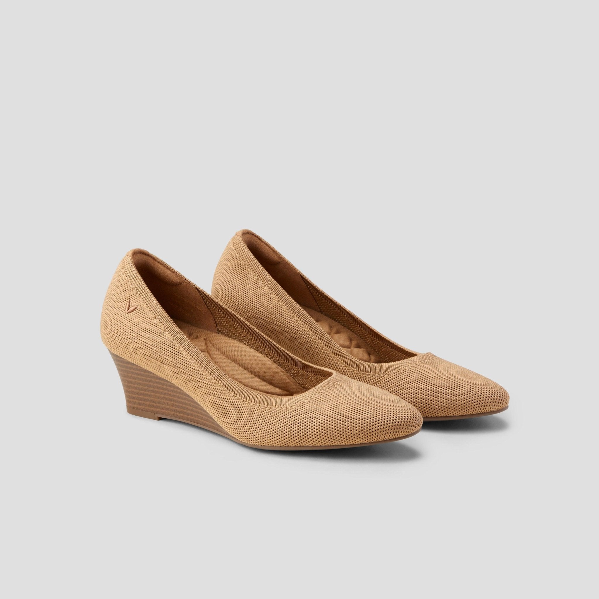 [Tamia Wedge Pro] Almond Toe Wedge Heel Pumps