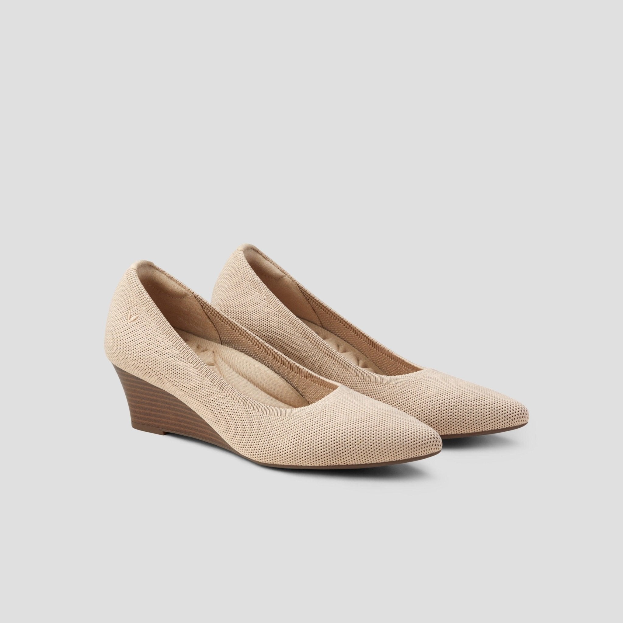 [Aria Wedge Pro] Pointed toe wedge heel pumps