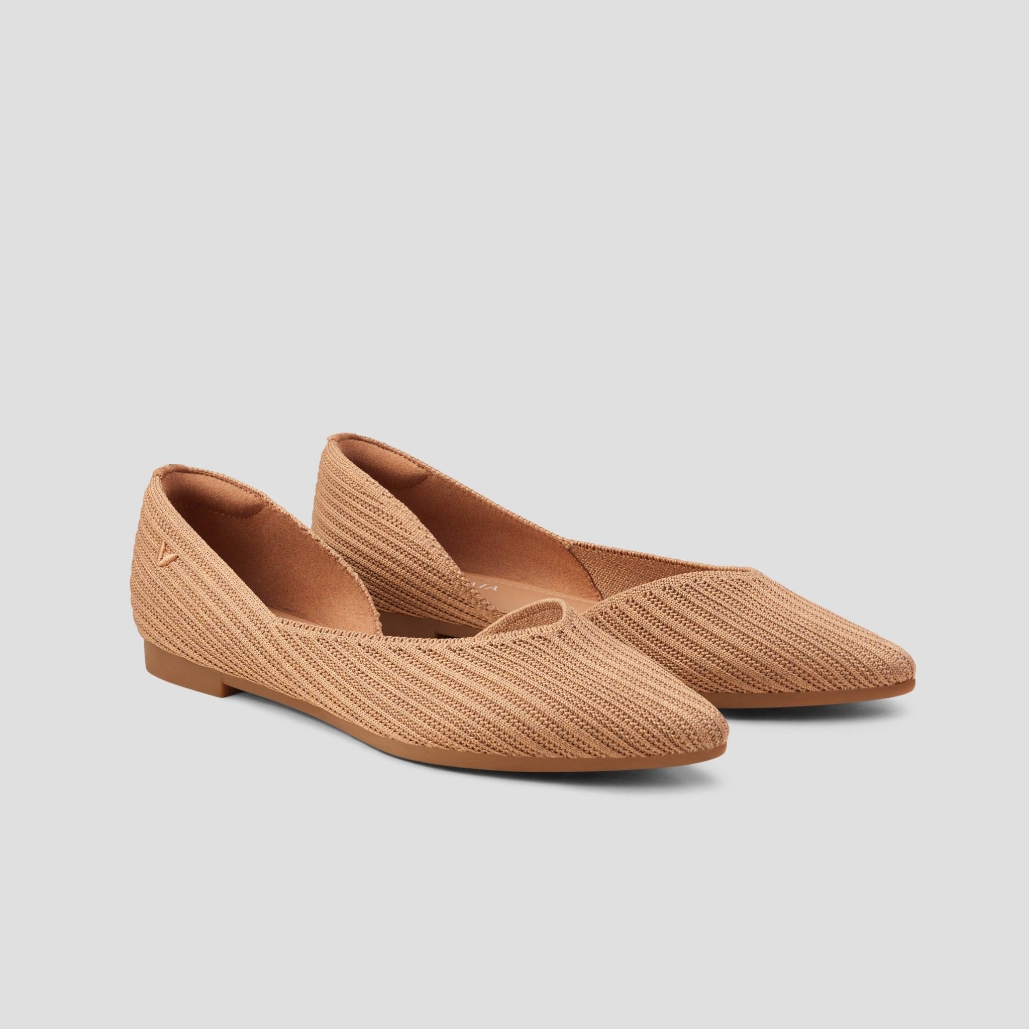 [Melia 2.0] Pointed toe V-cut flat shoes