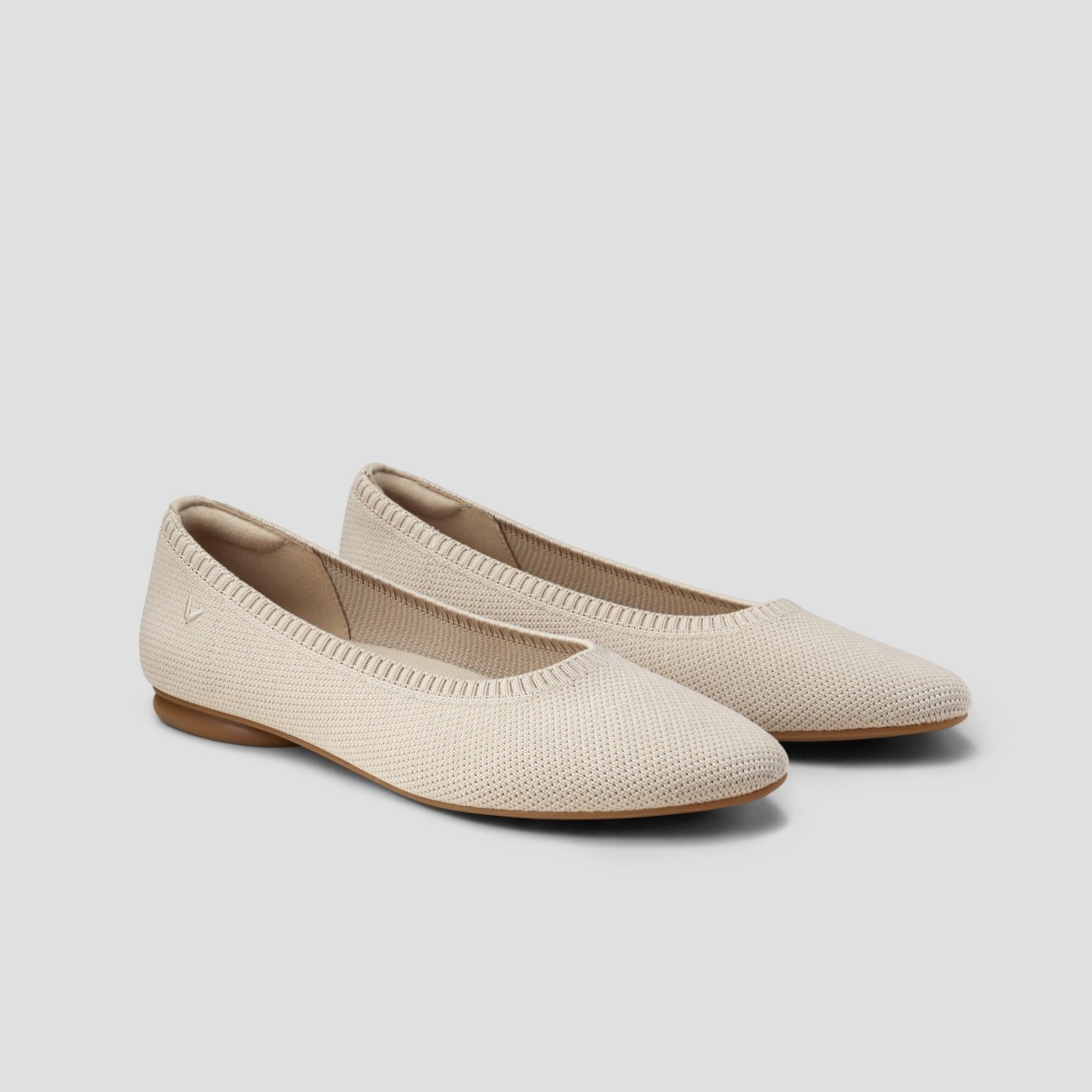 [Tamia 2.0] Almond toe flat shoes