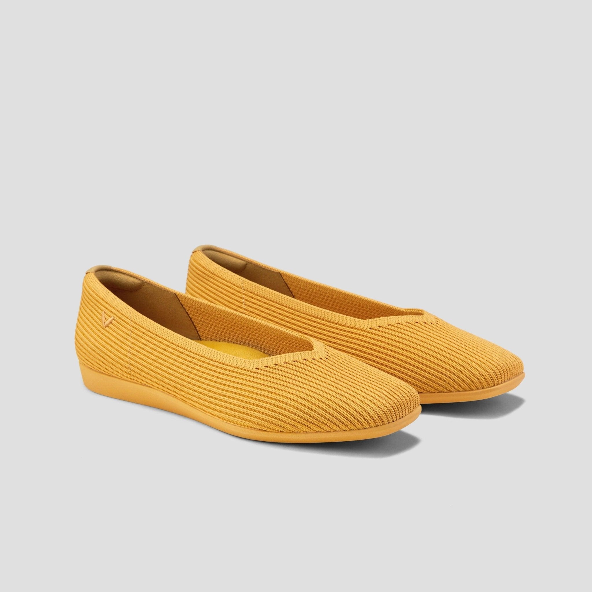 [Margot Walker] Square toe ultra-lightweight thick sole flat shoes