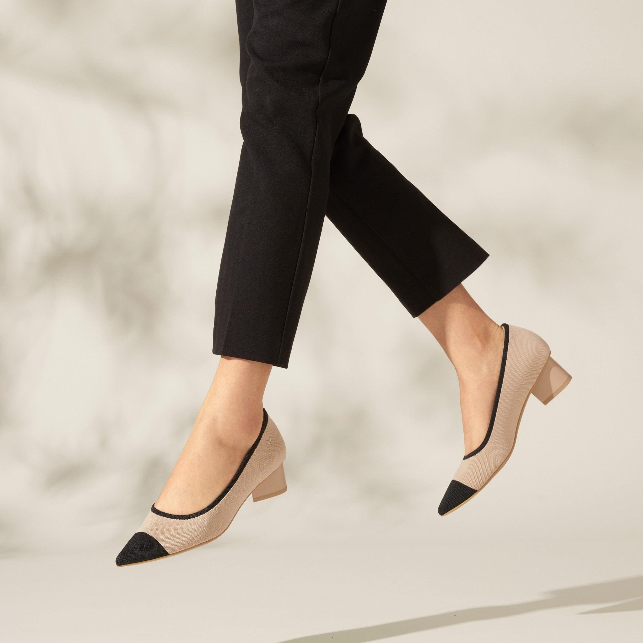 [Tracy Pro] Pointed toe Chunky Heel Pumps