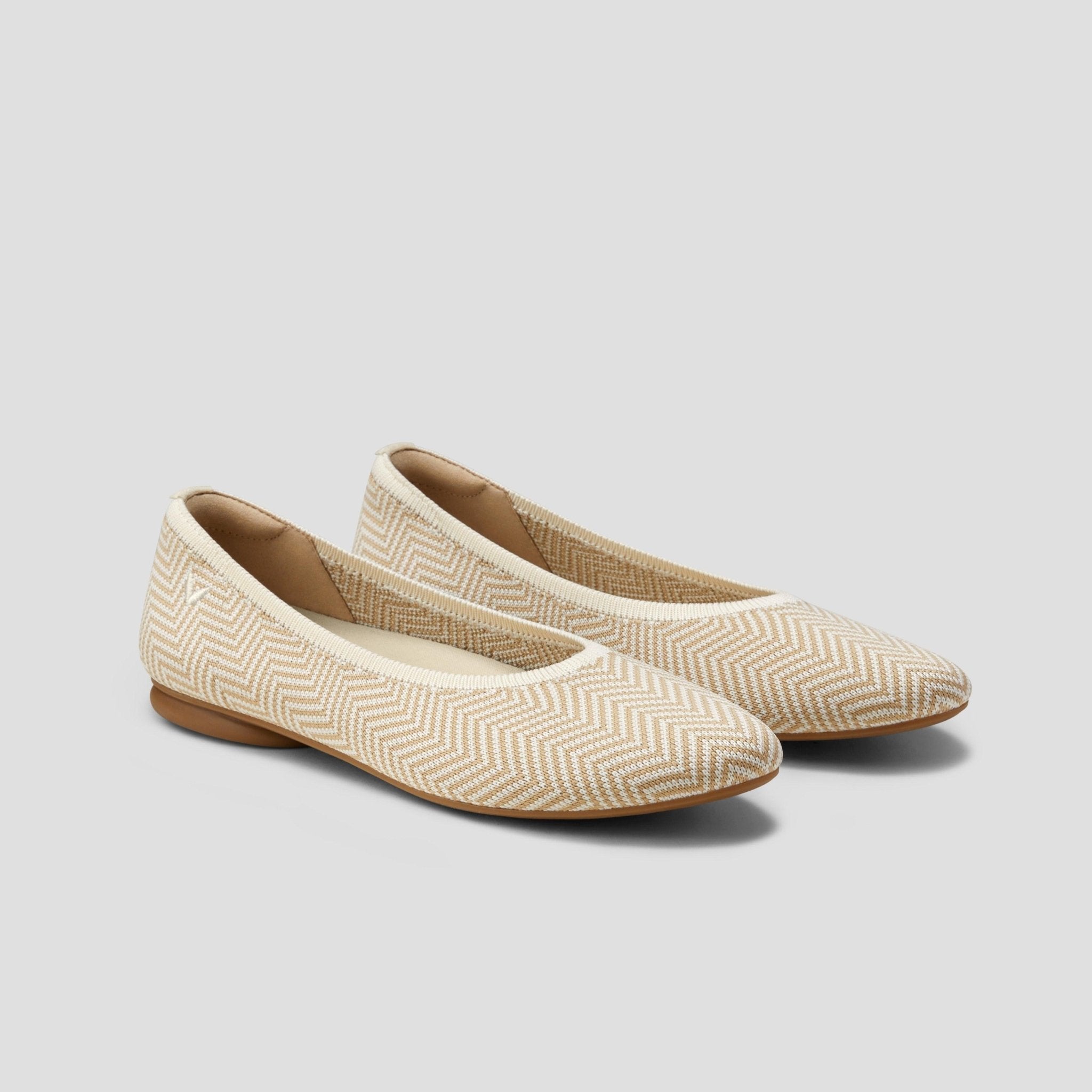 [Tamia 2.0] Almond toe flat shoes