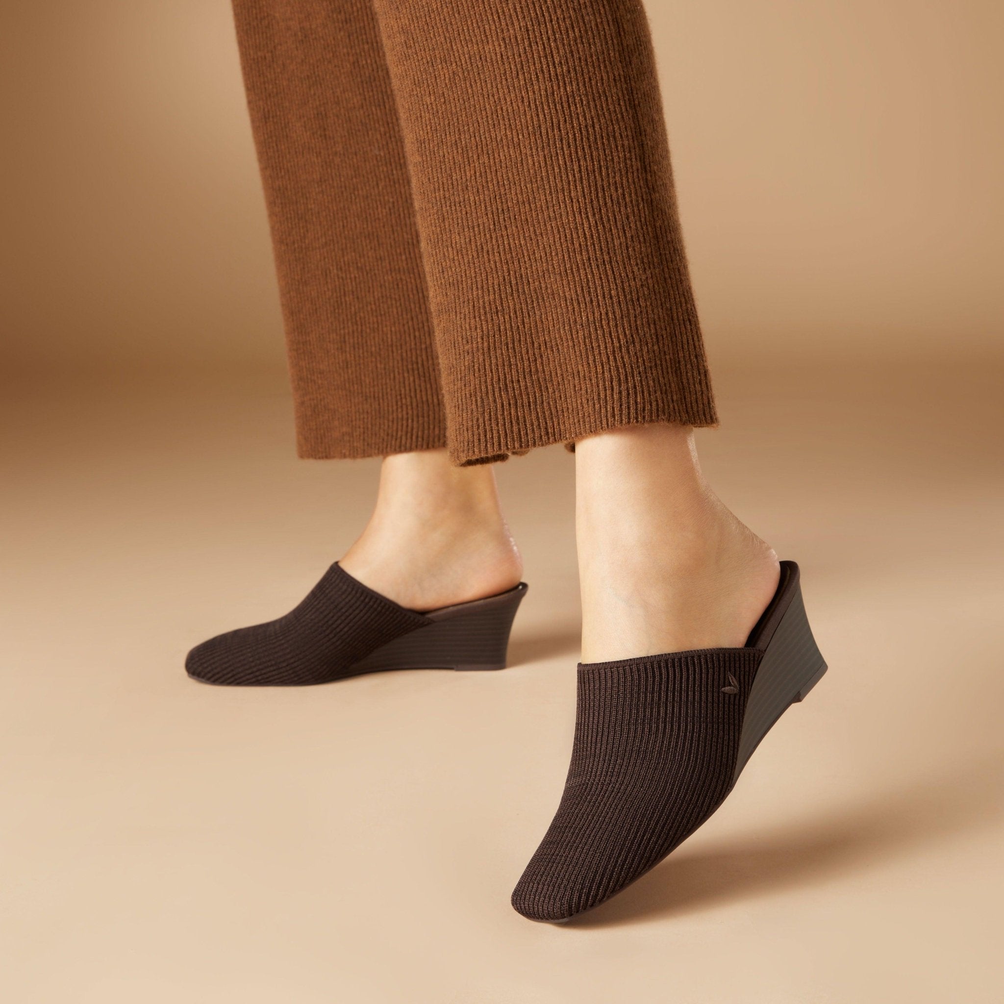 [Margot Wedge Mules] スクエアトゥ ウェッジ ミュール