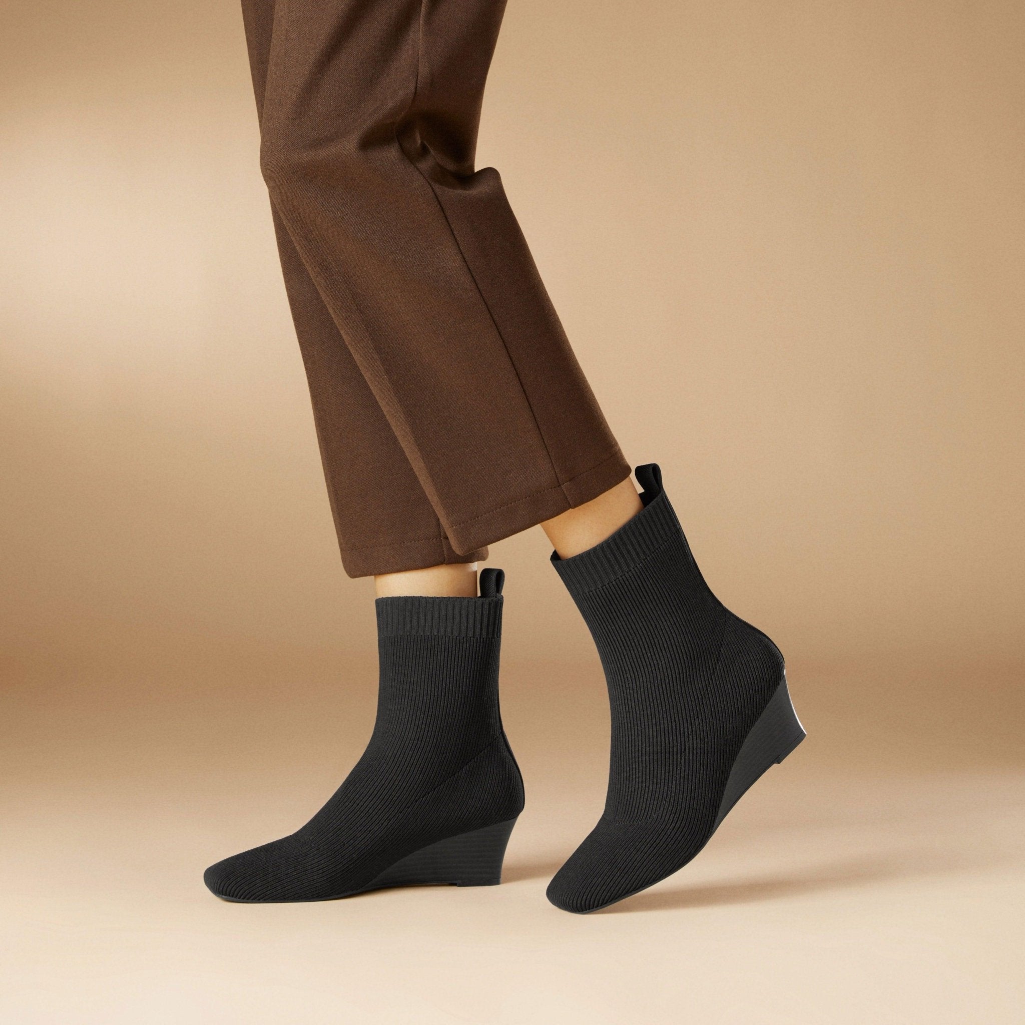 [Margot Wedge Bootie] Square toe Water Repellent Wedge Short Boots