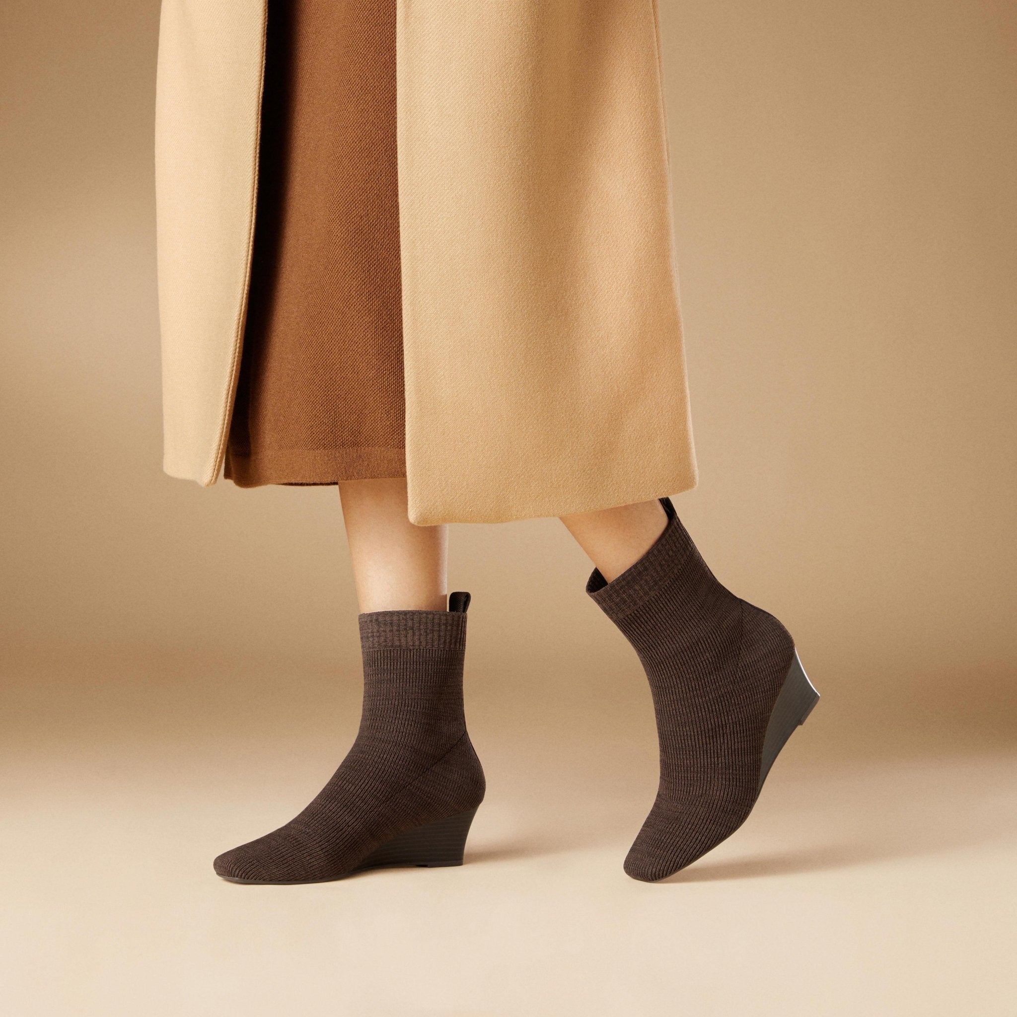 [Margot Wedge Bootie] Square toe Water Repellent Wedge Short Boots