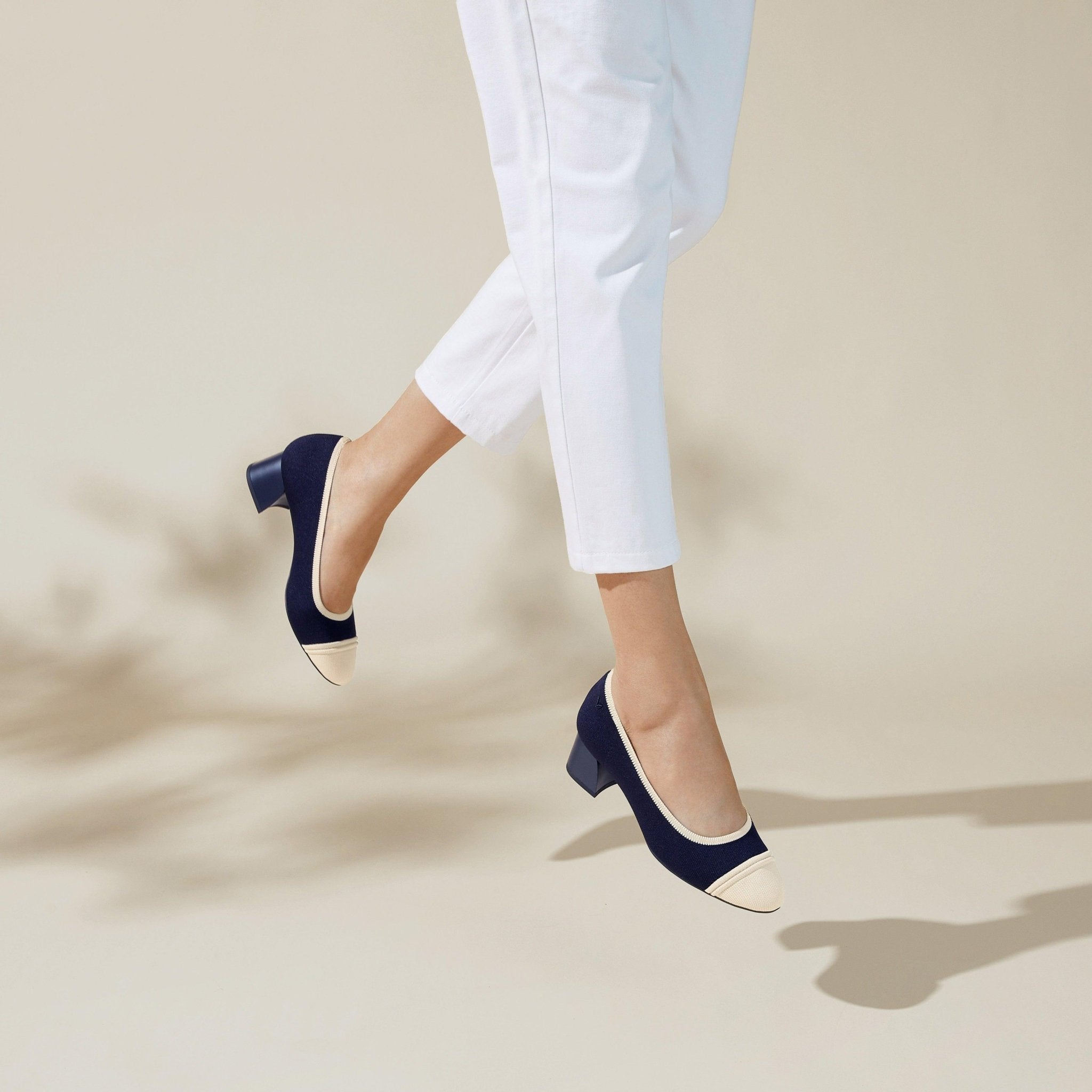 [Julie Pro] Round toe Chunky Heel Pumps