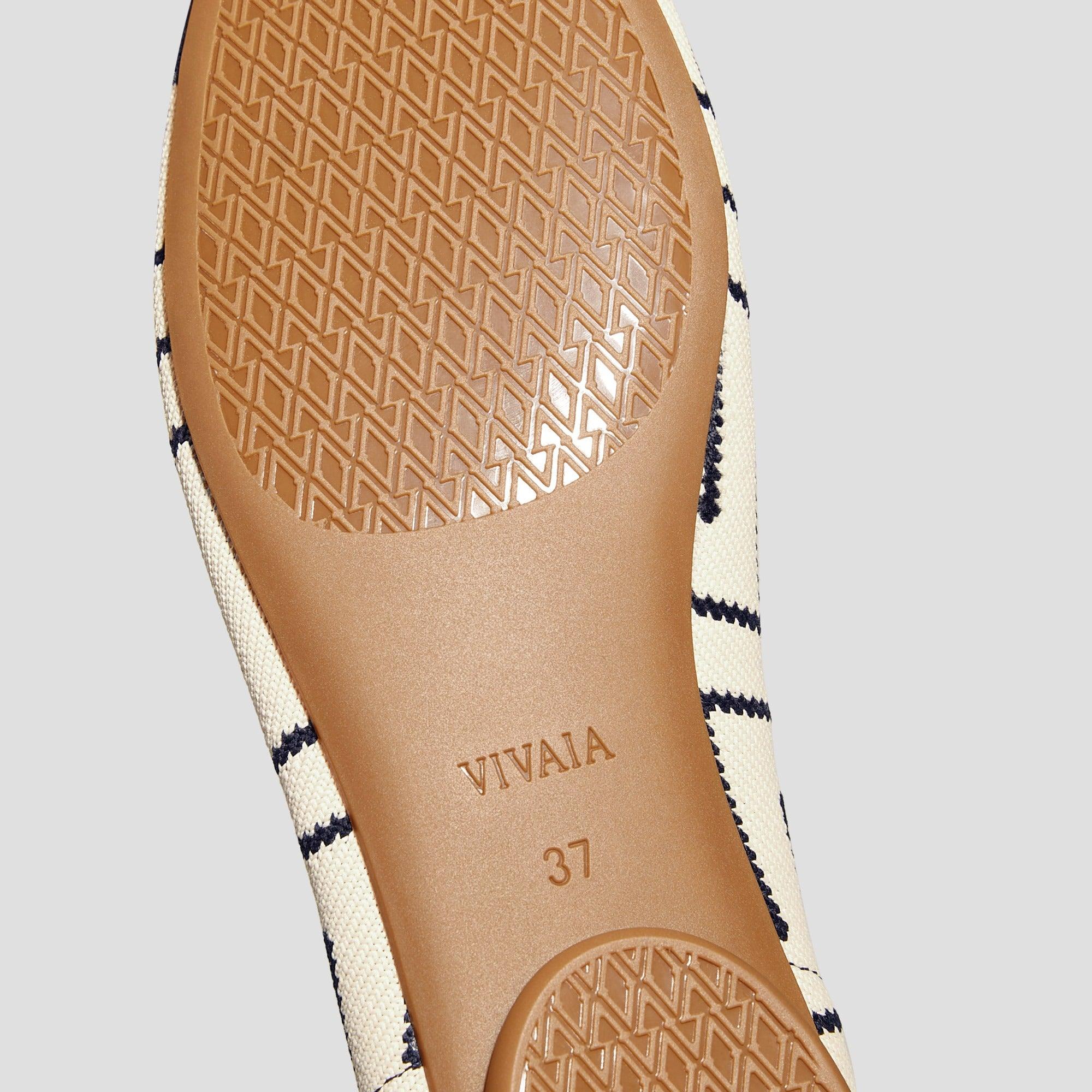 [Tiana] Almond toe flat shoes
