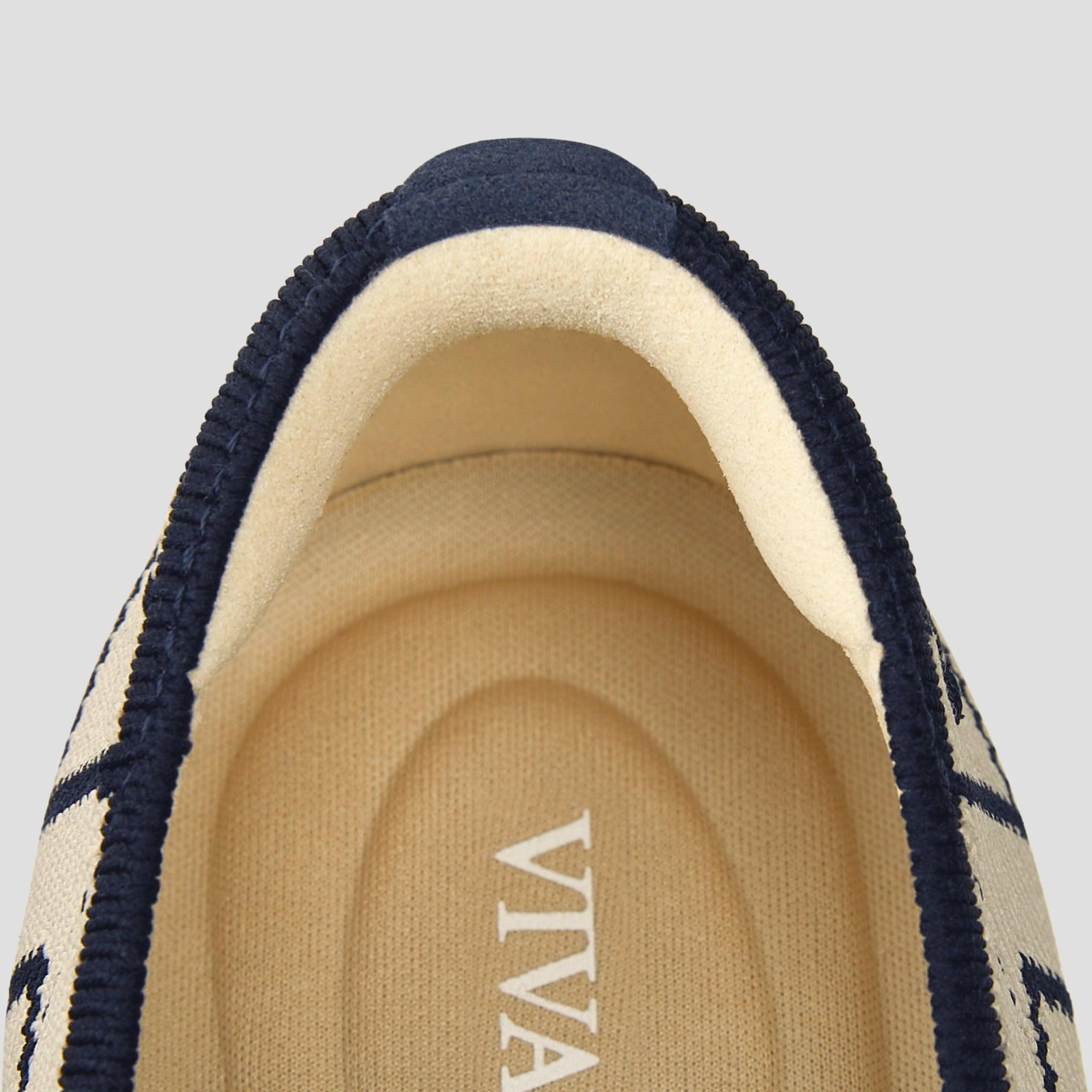 [Tiana] Almond toe flat shoes