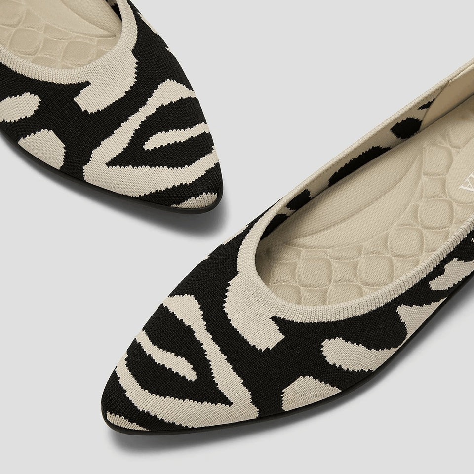 [Aria Walker Super Water Repellent] Pointed Toe Ultra-Lightweight Thick Sole Flat Shoes