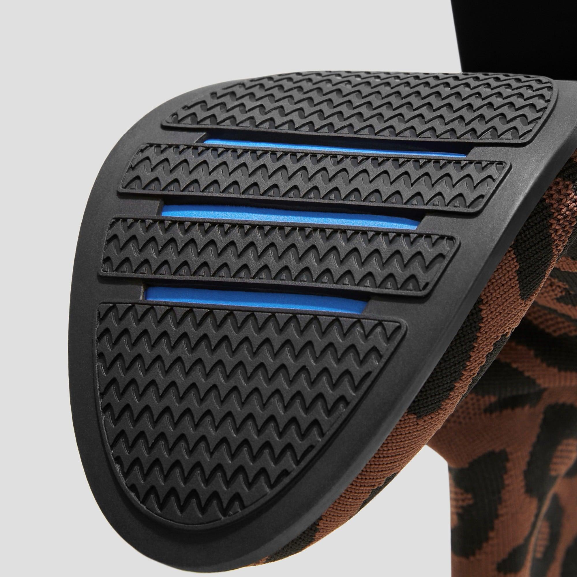 [Amanda] アーモンドトゥ 撥水加工 ランニングヒールブーツ