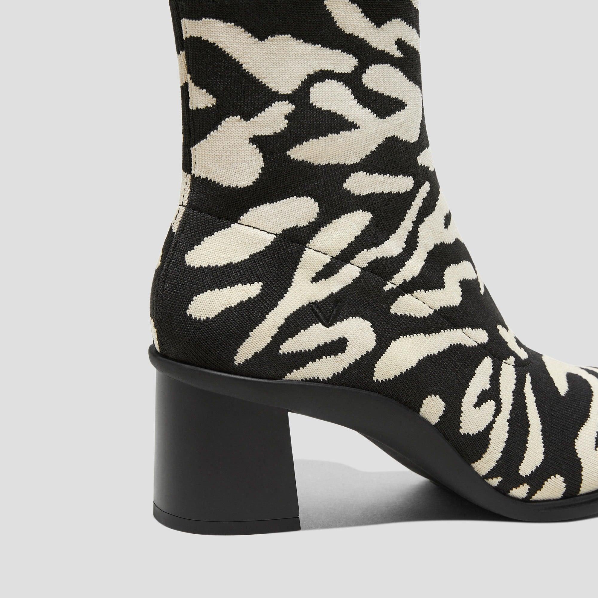 [Amanda] アーモンドトゥ 撥水加工 ランニングヒールブーツ