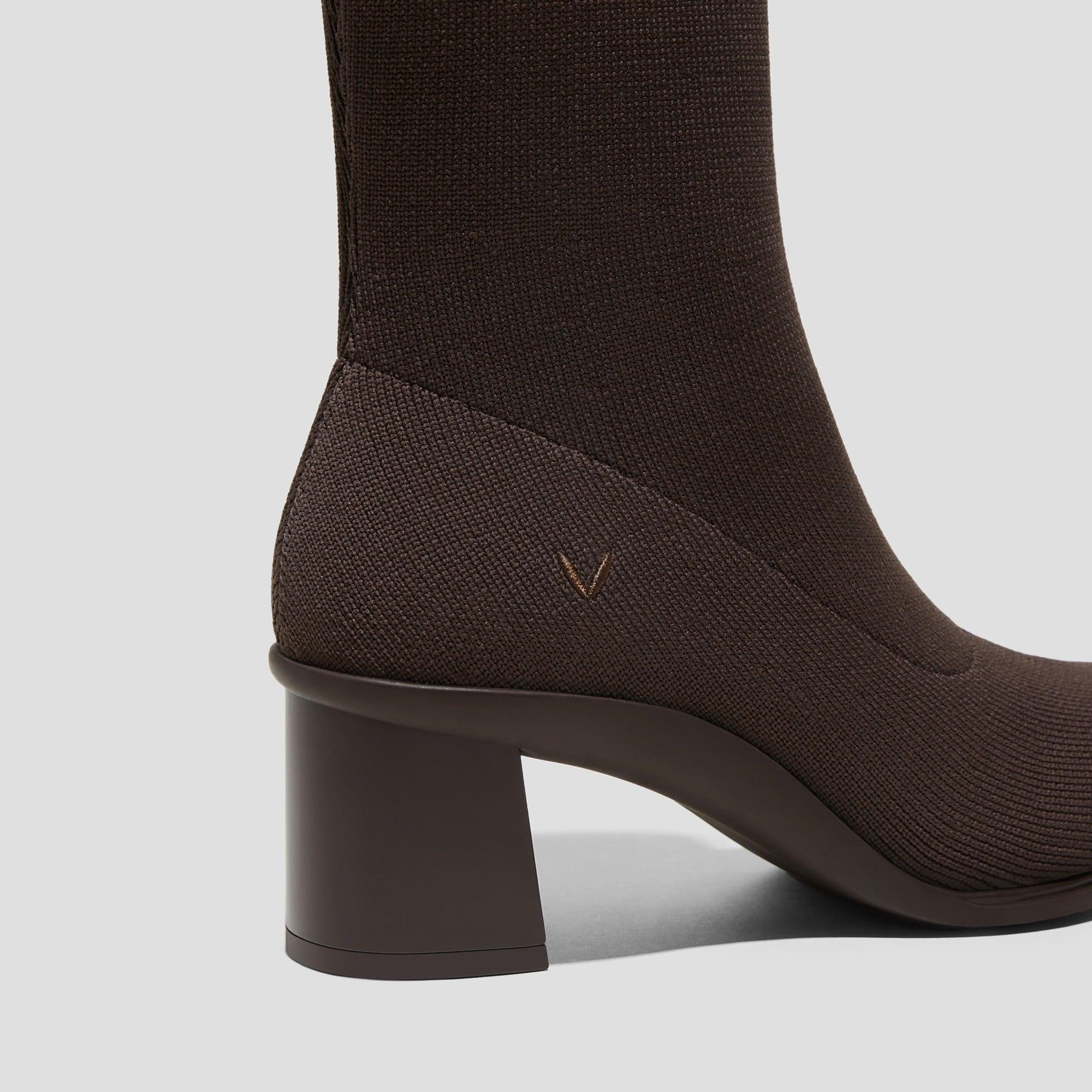 [Amanda] アーモンドトゥ 撥水加工 ランニングヒールブーツ