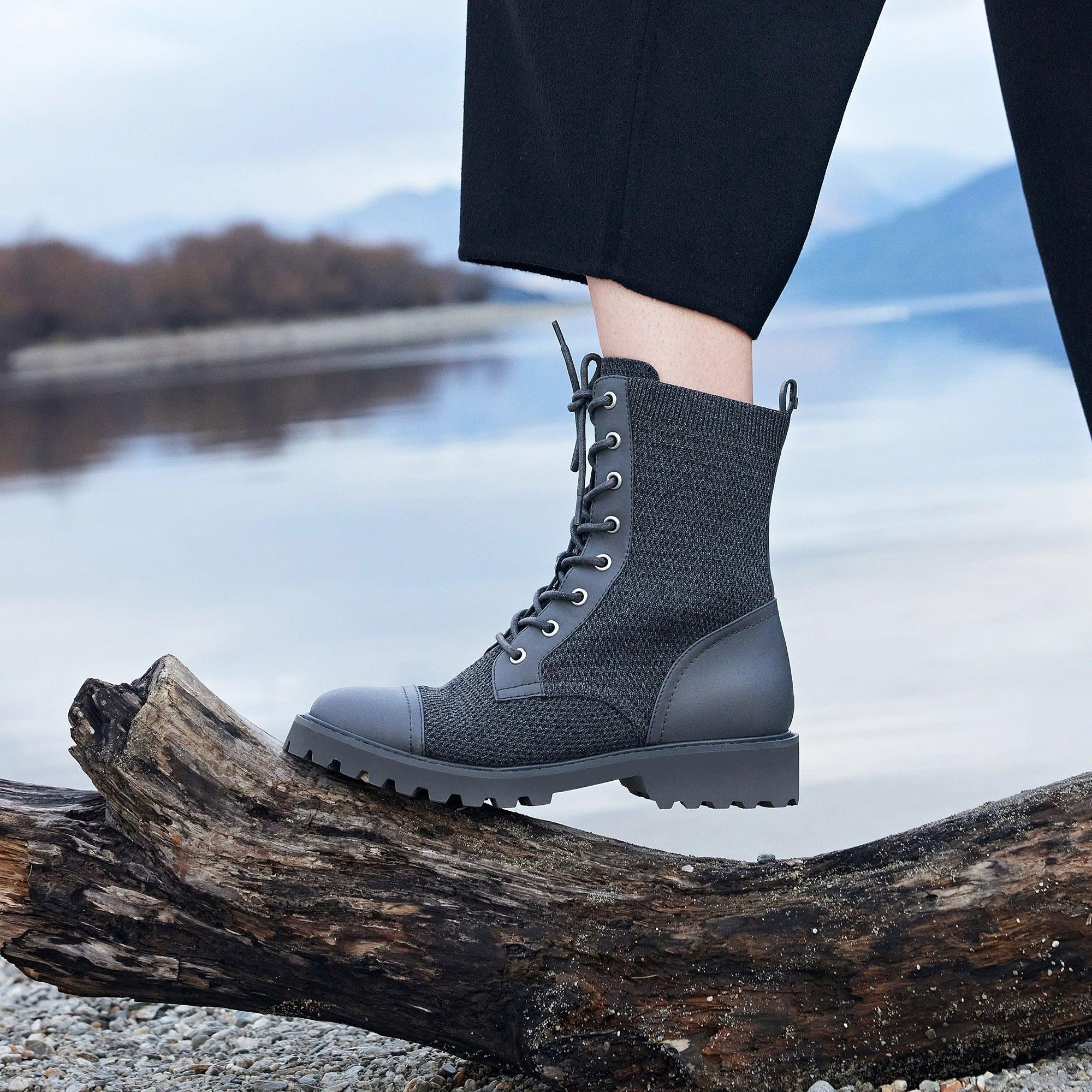 [Florence] ラウンドトゥ 撥水加工 ラグソール レースアップ アンクルブーツ