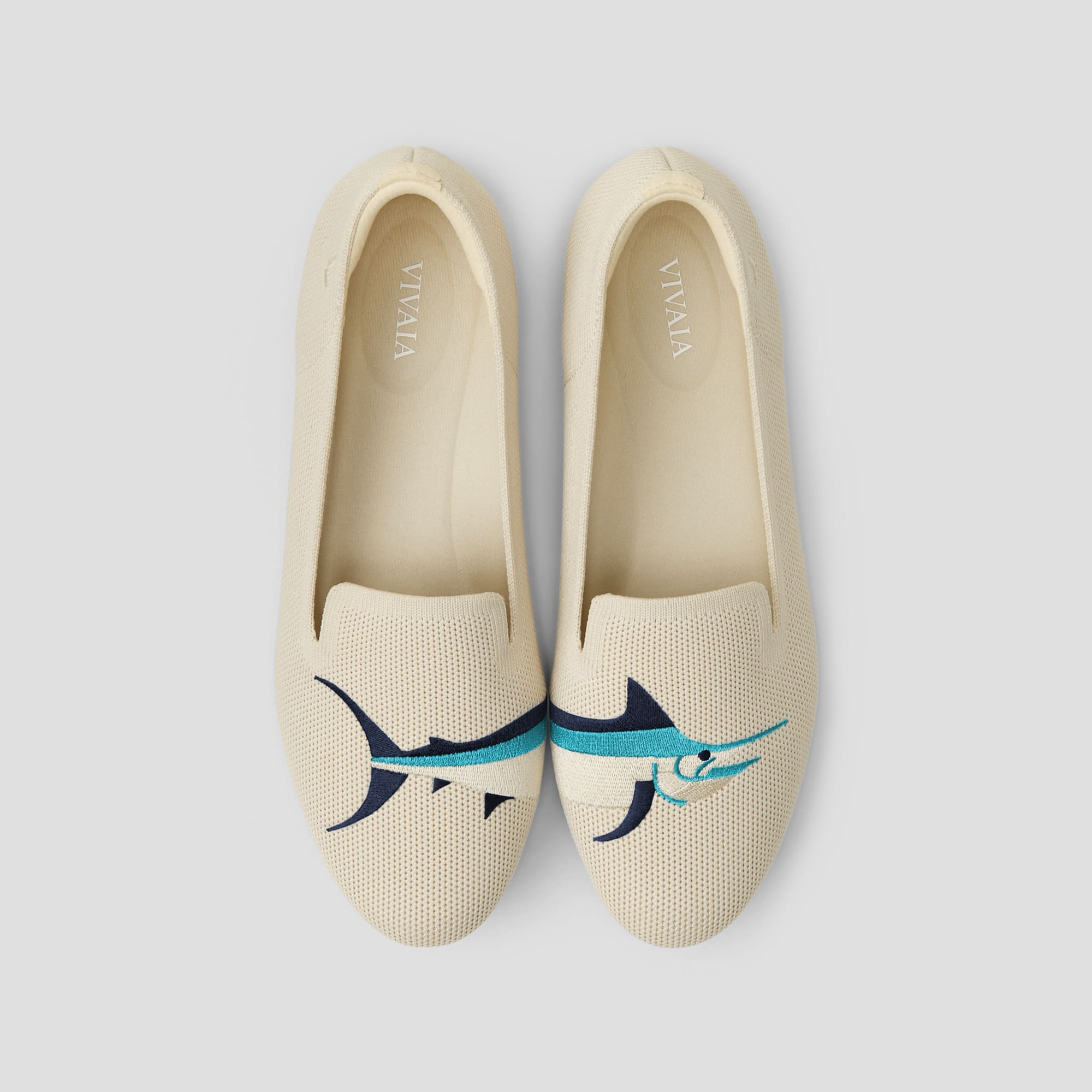 [Audrey] Round toe Animal Embroidered Loafers