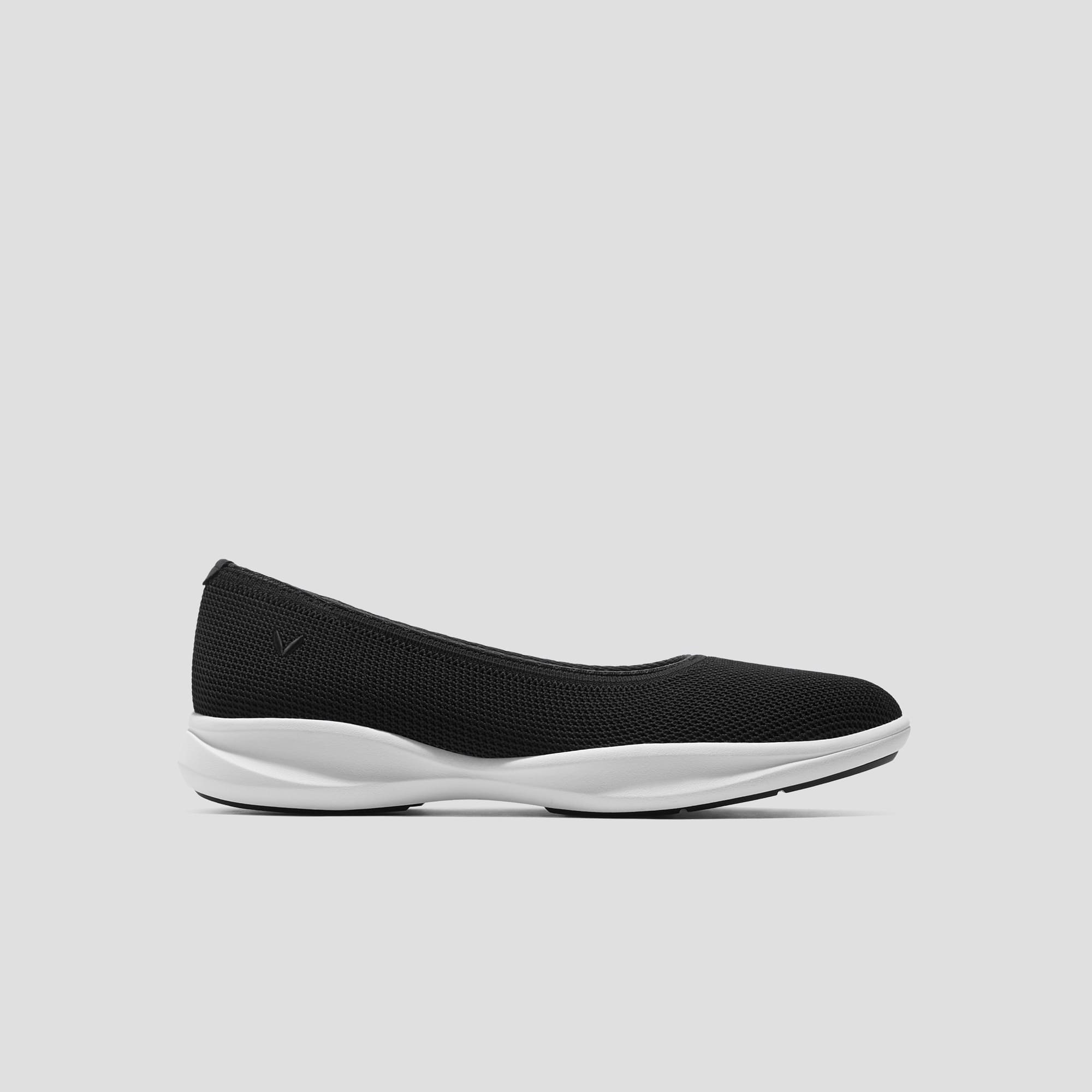 [Walker Pro Izabel] Water-repellent round toe sneakers, flat