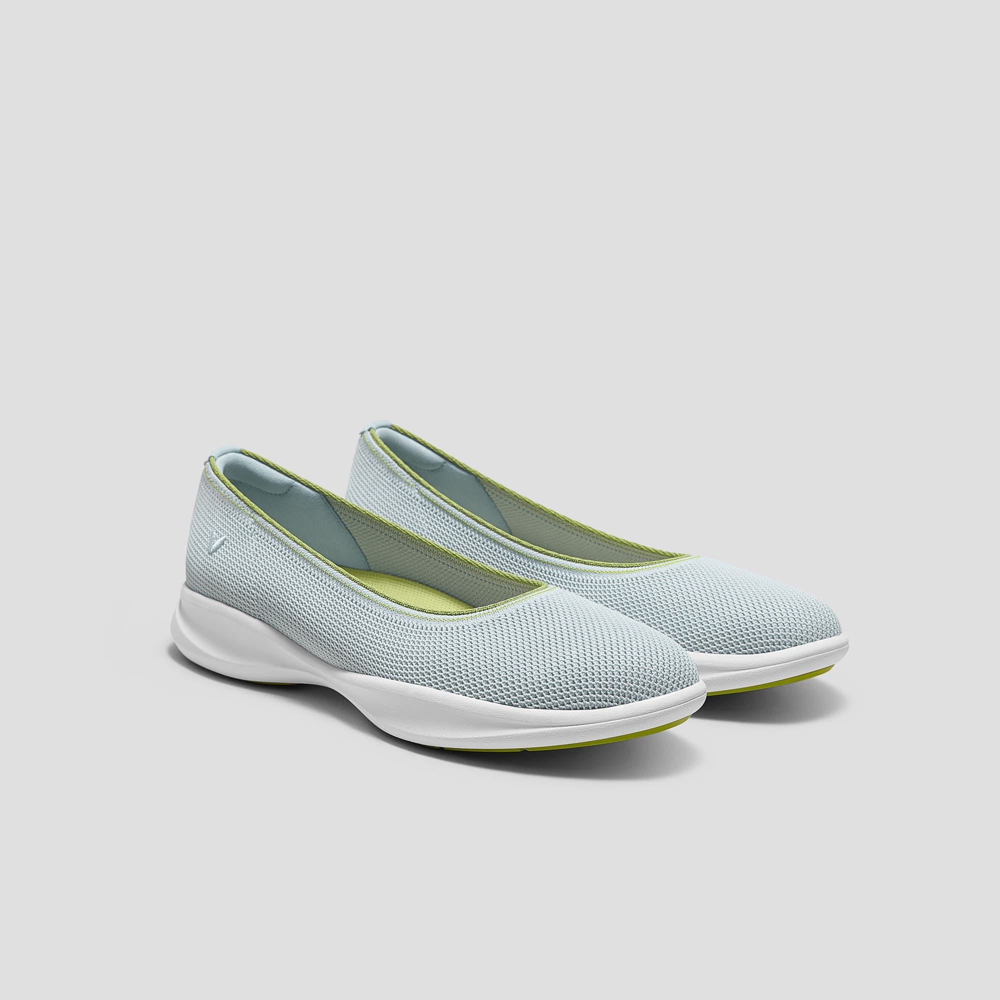 [Walker Pro Izabel] Water-repellent round toe sneakers, flat