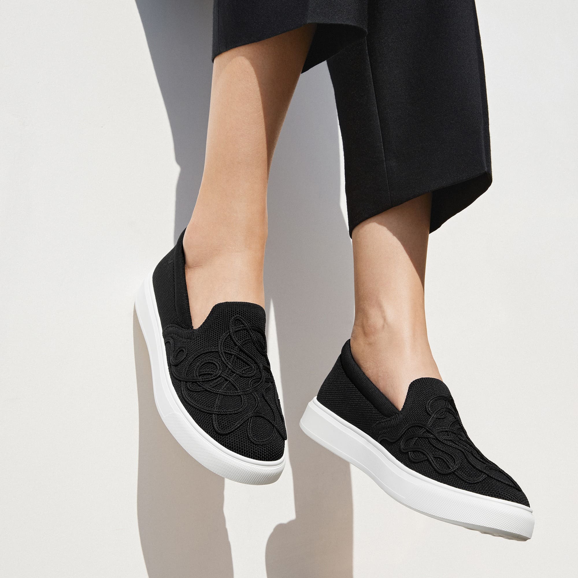 [V-Tune] Water-repellent classic slip-on unisex sneakers