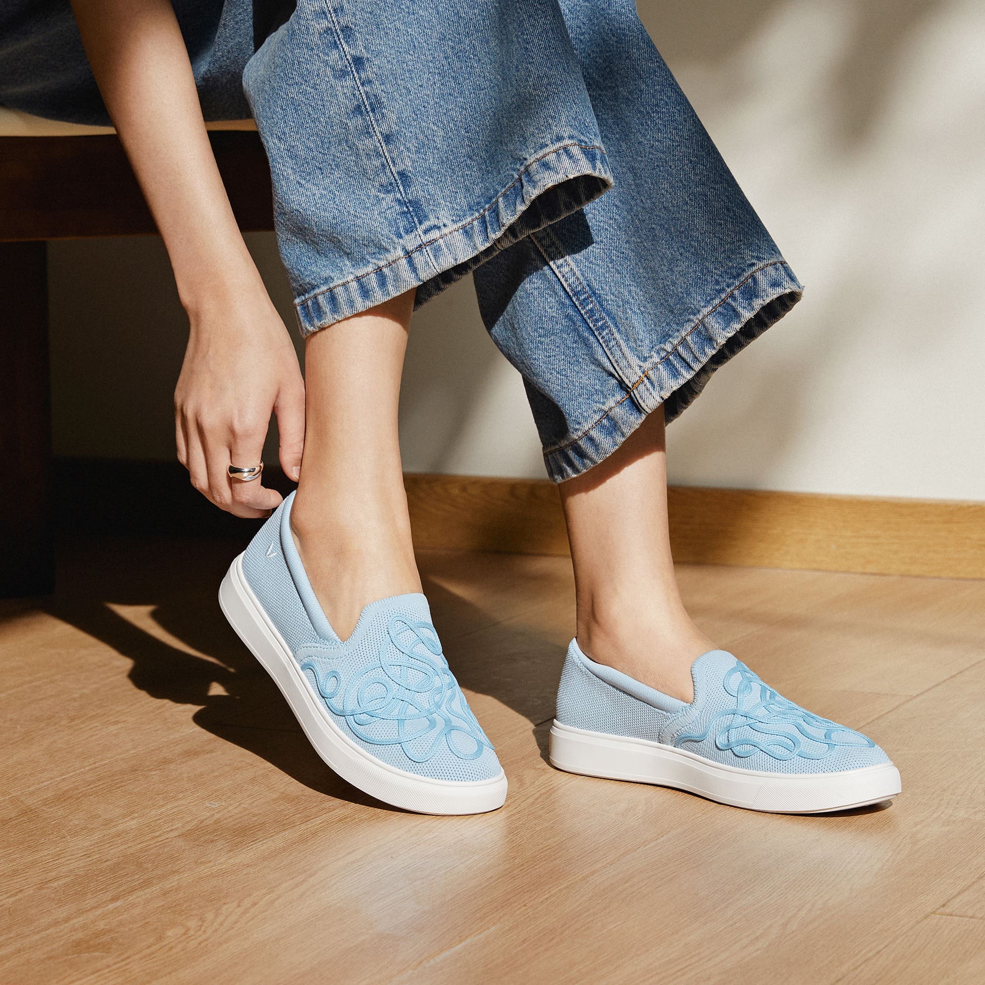 [V-Tune] Water-repellent classic slip-on unisex sneakers