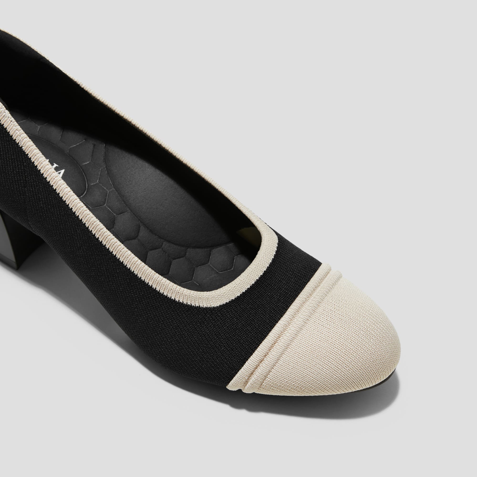 [Julie Arch Pro] Round toe Chunky Heel Pumps