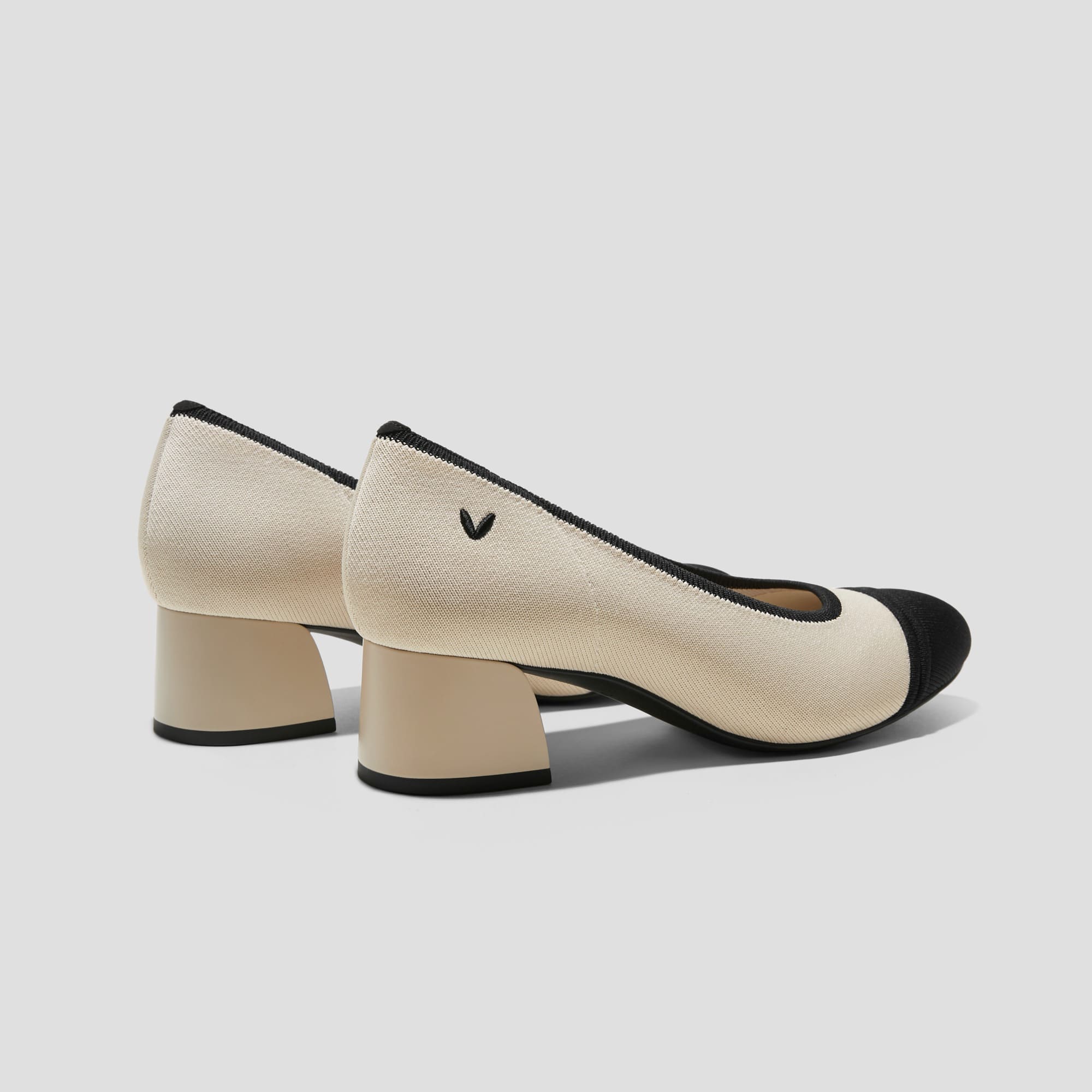 [Julie Arch Pro] Round toe Chunky Heel Pumps