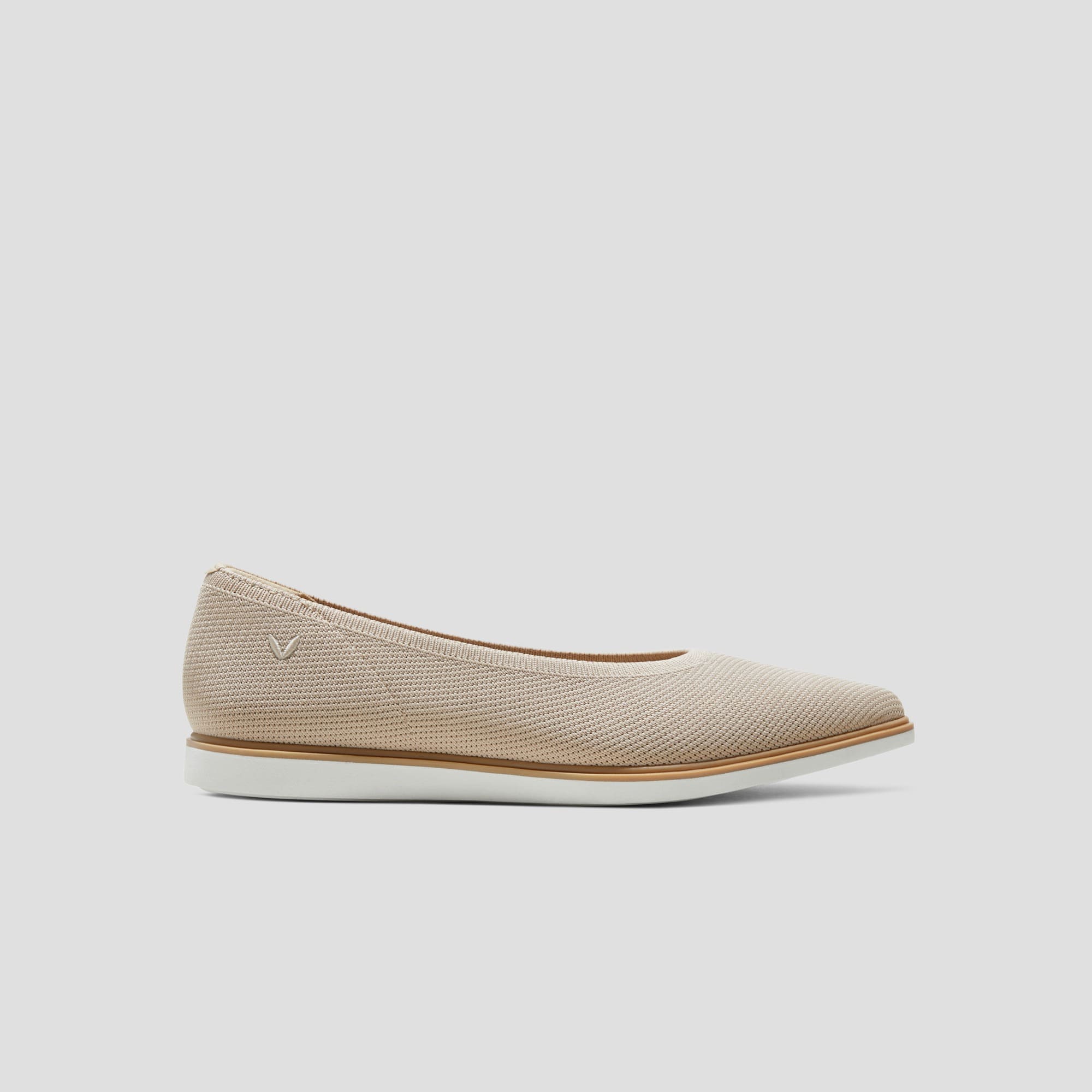 [All-Day Standing Veronica] Pointed toe flat