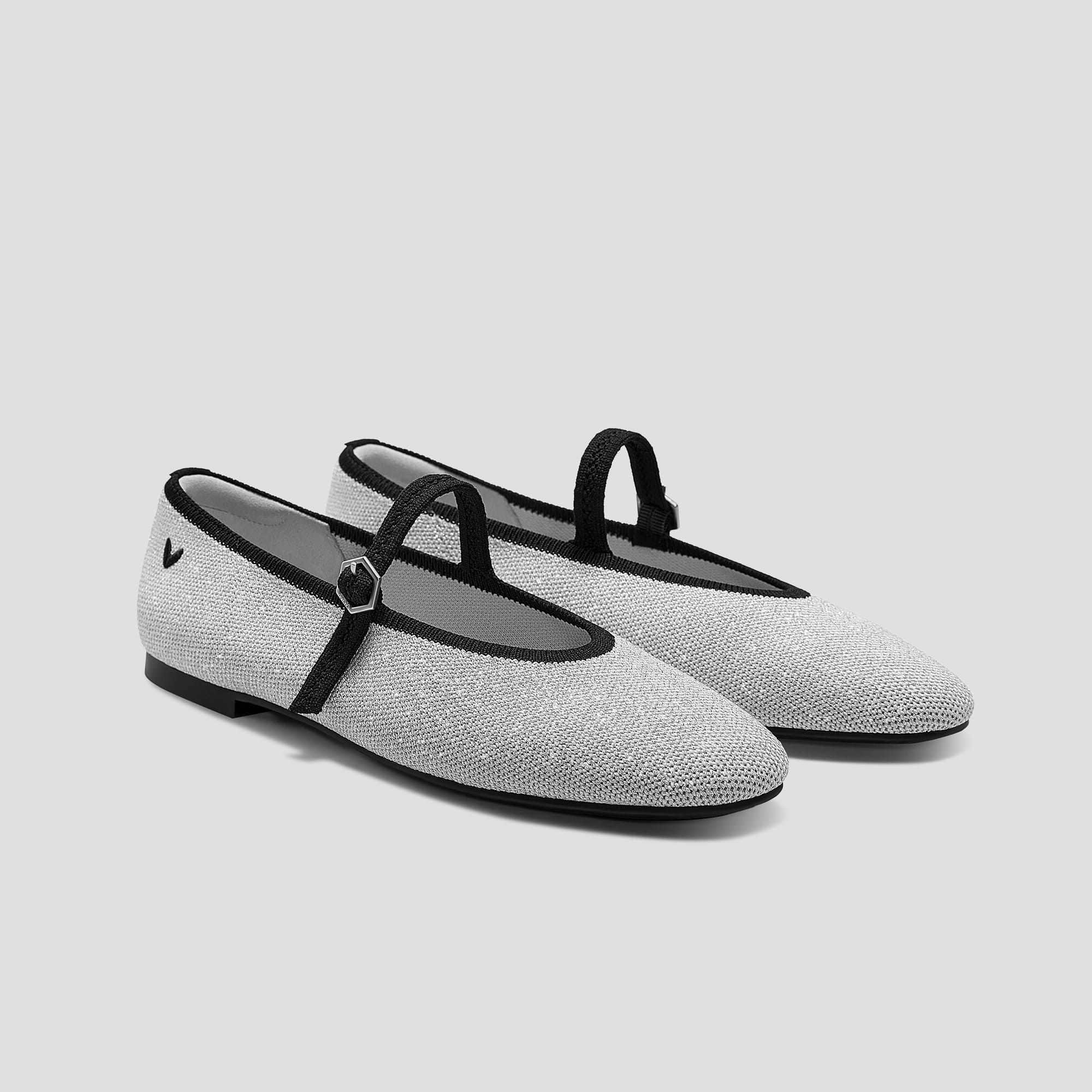 [Nelly] AdaptAll™ Almond Toe Flat