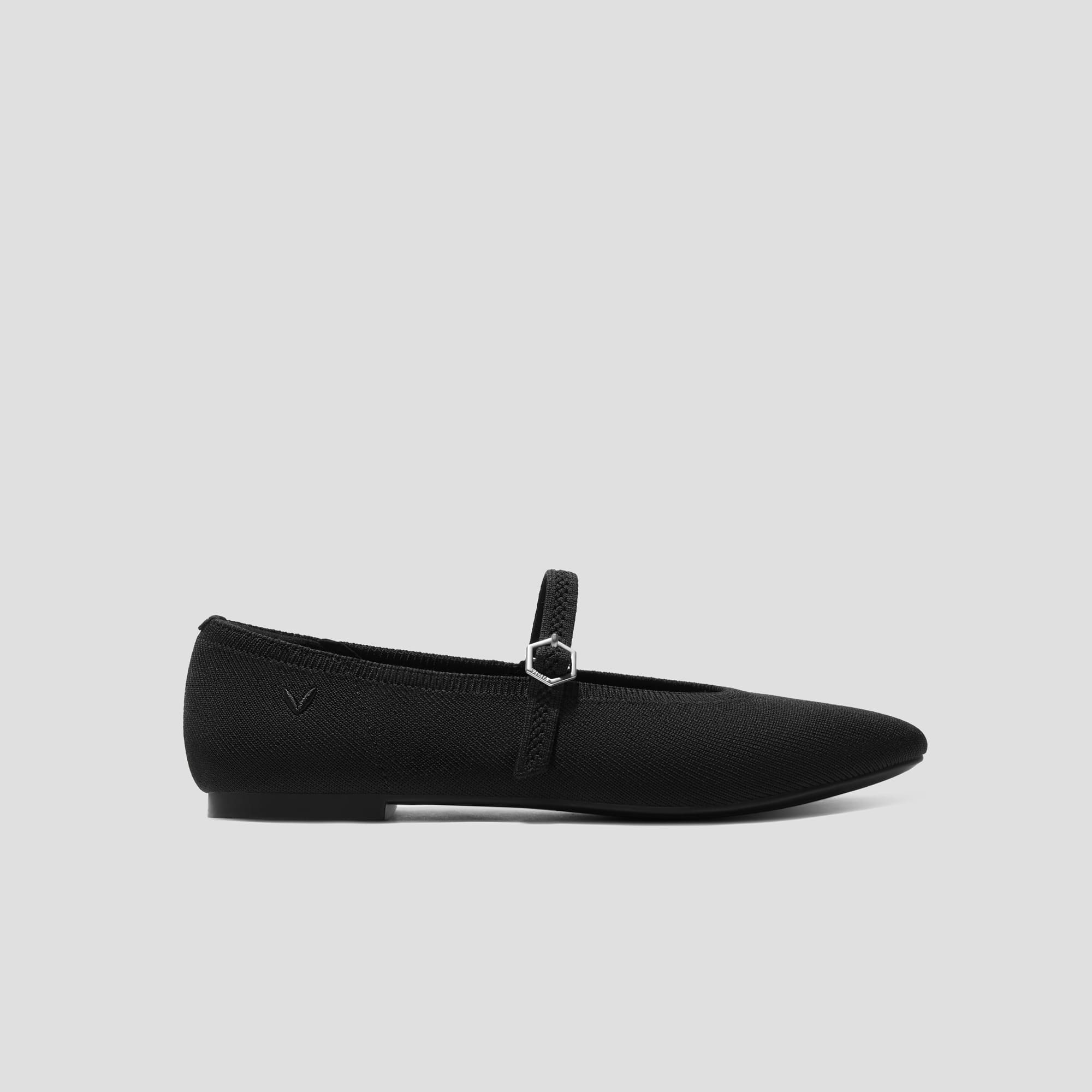 [Nelly] AdaptAll™ Almond Toe Flat