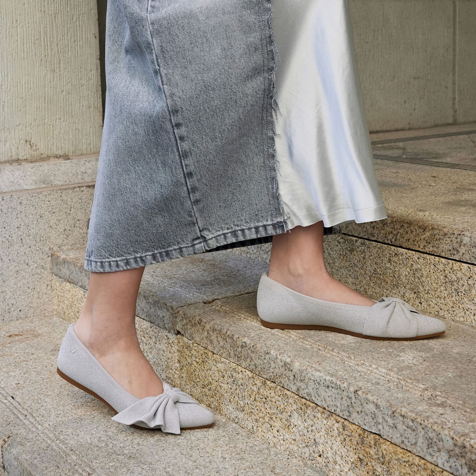 [Azura] Pointed toe with ribbon flat