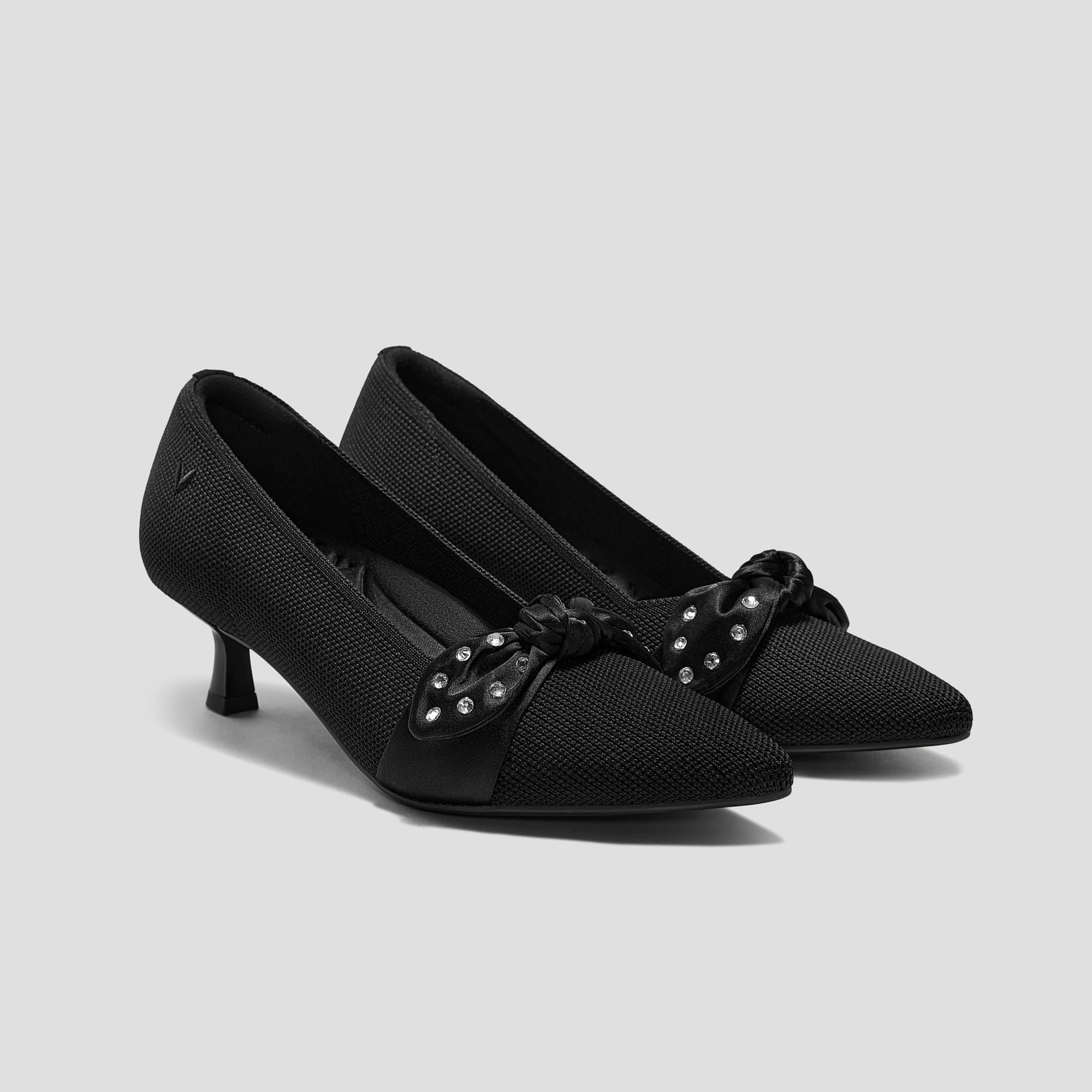 [Sasha] Pointed toe with ribbon kitten heel