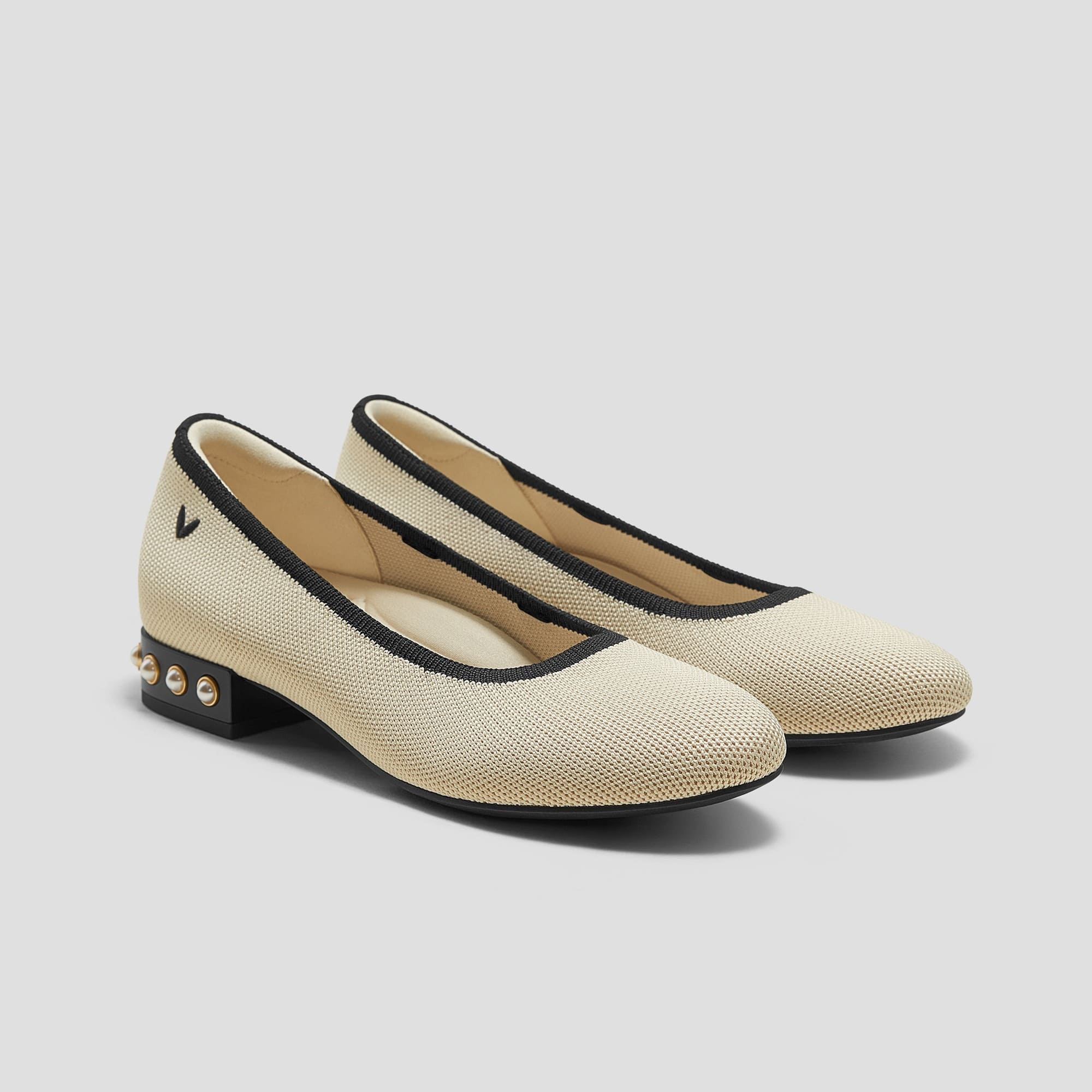 [Barbara] Round toe block heel pumps