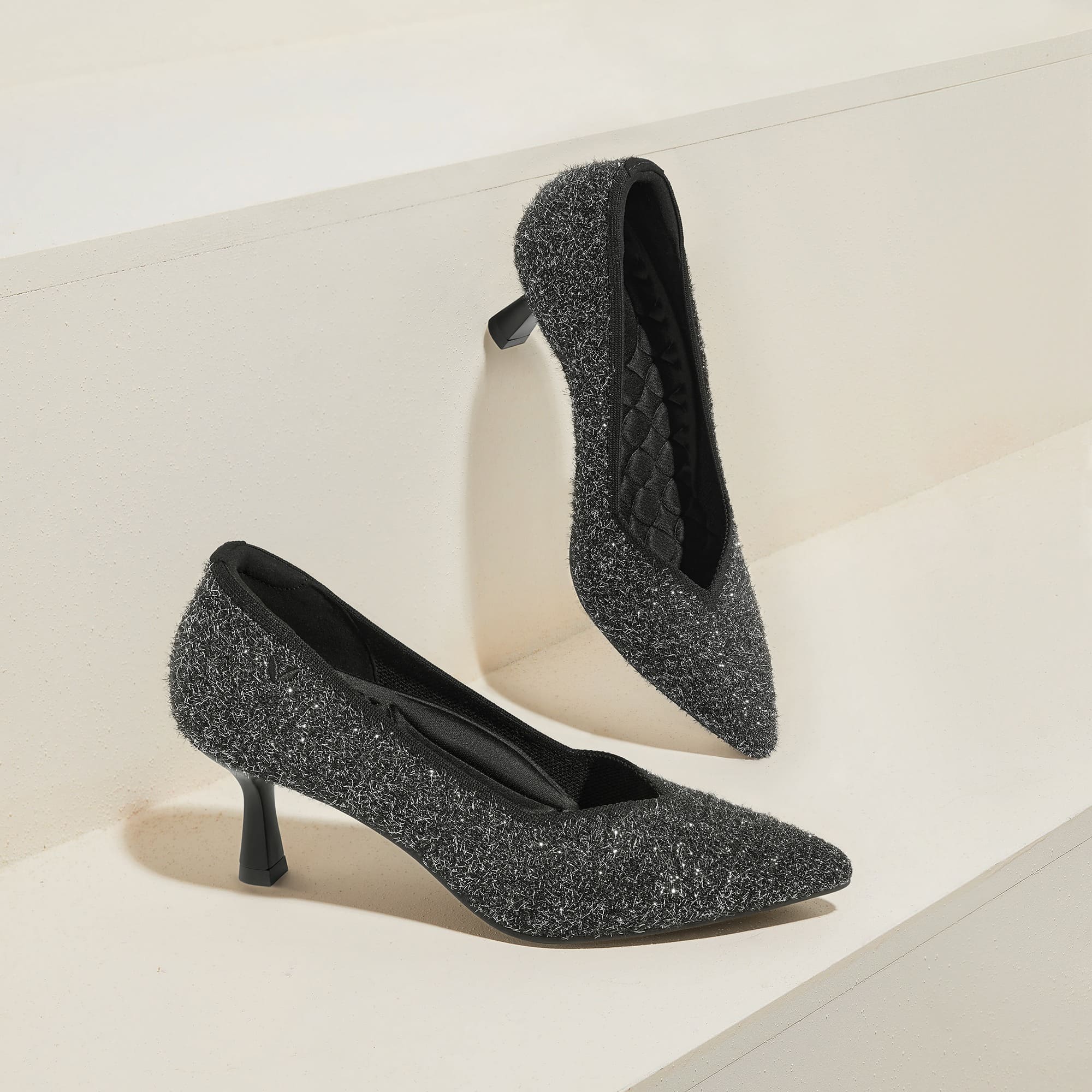 [Anna] Pointed toe mid heel
