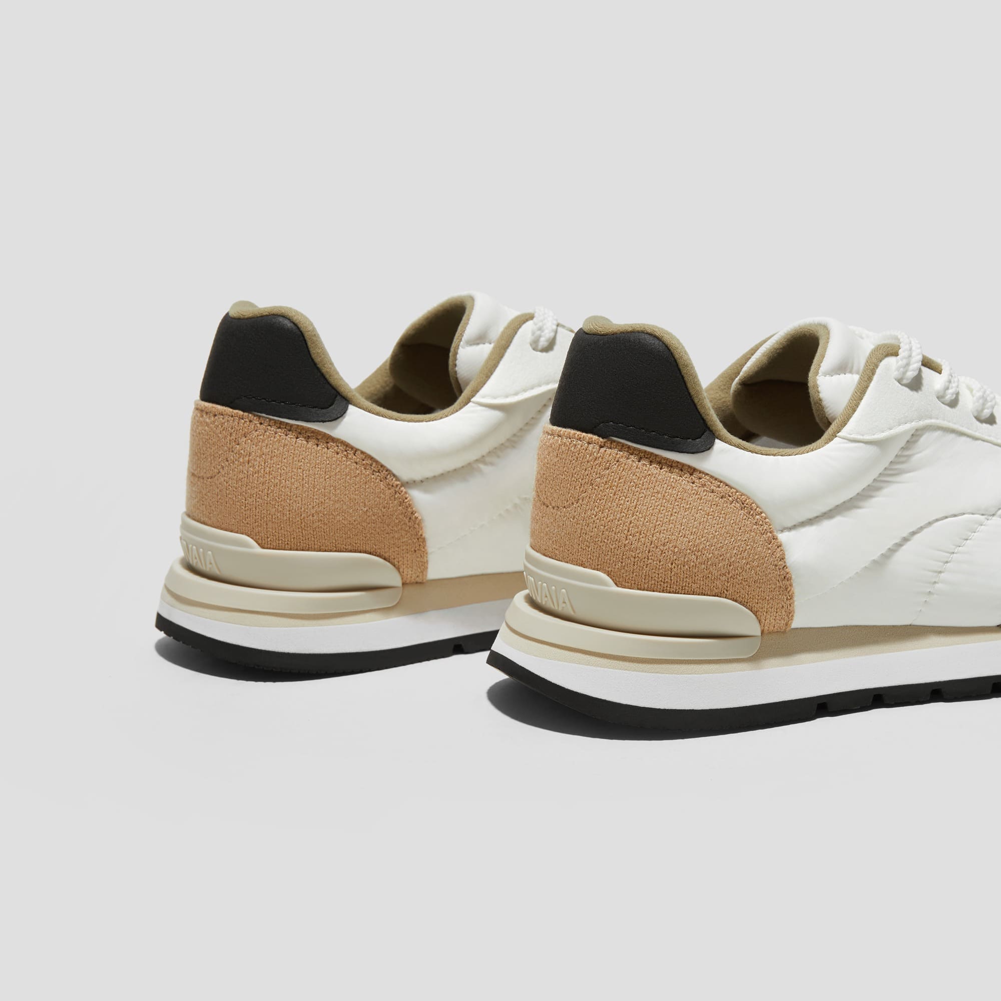 [Allegro] Unisex Satin Lux Water-Repellent Sneakers