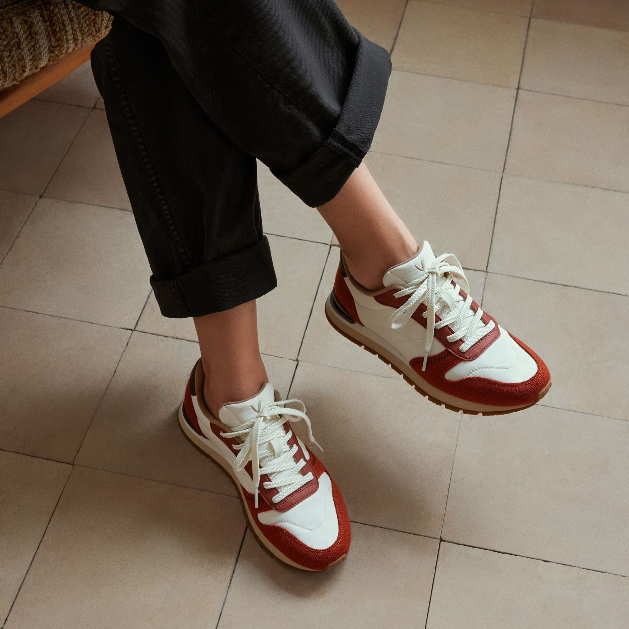 [Allegro] Unisex Satin Lux Water-Repellent Sneakers