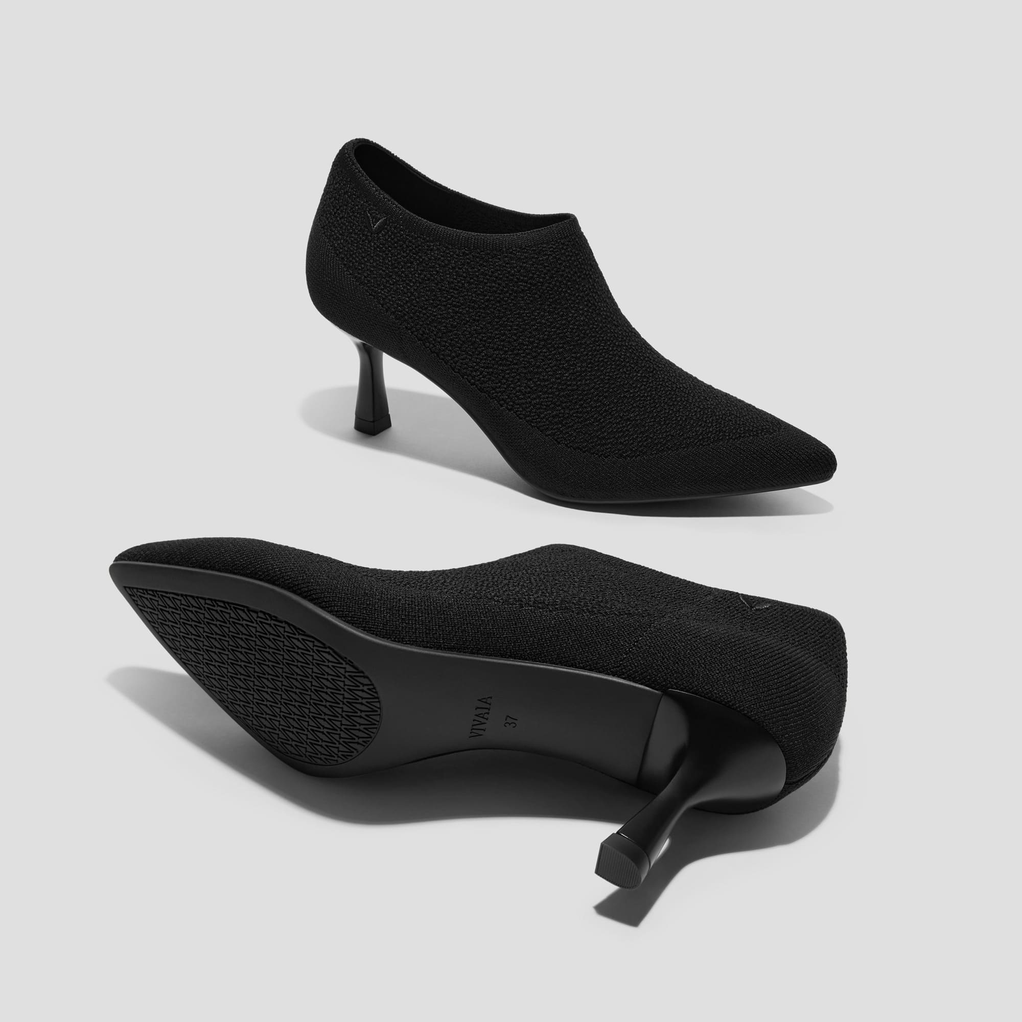 [Alana] ポインテッドトゥ ミッドヒールブーツ