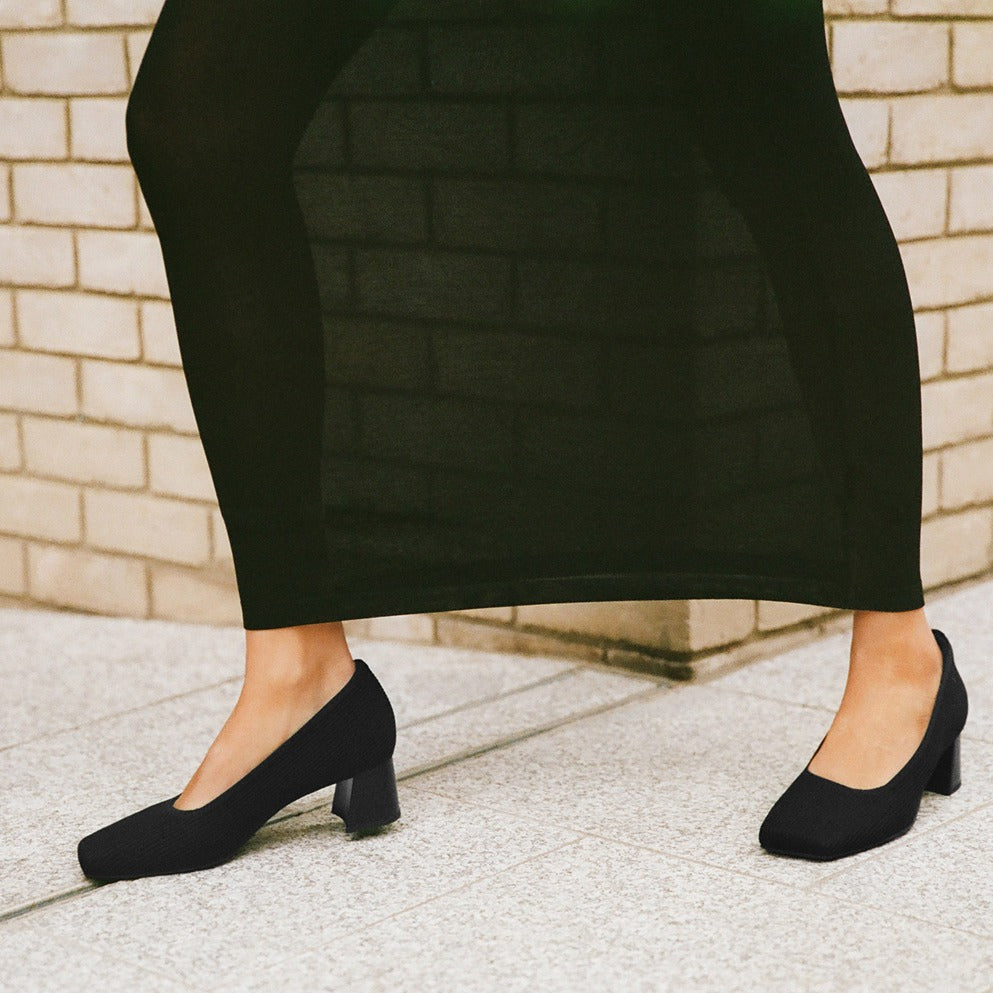 [Monroe] スクエアトゥ Margot™ チャンキーヒール パンプス