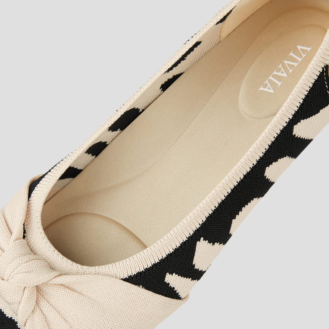 通常価格話題　人気　VIVAIA 結びデザインフラットシューズ 靴