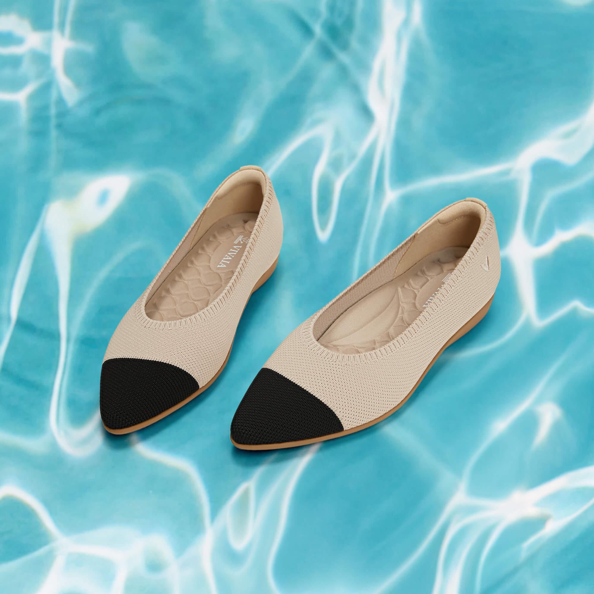 [Aria Walker Super Water Repellent] Pointed Toe Ultra-Lightweight Thick Sole Flat Shoes