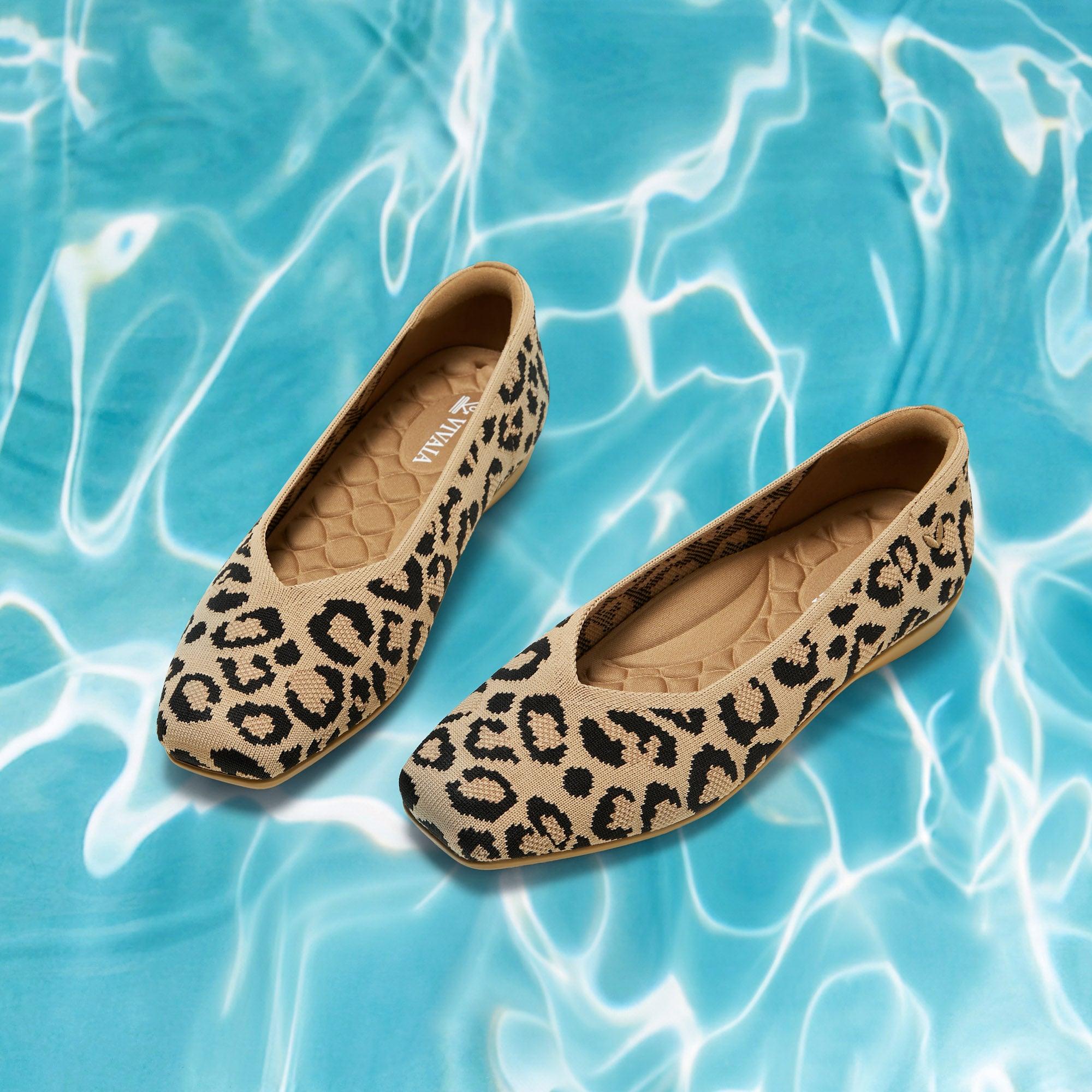 [Margot Walker Super Water Repellent] Square Toe Ultra Lightweight Thick Sole Flat Shoes