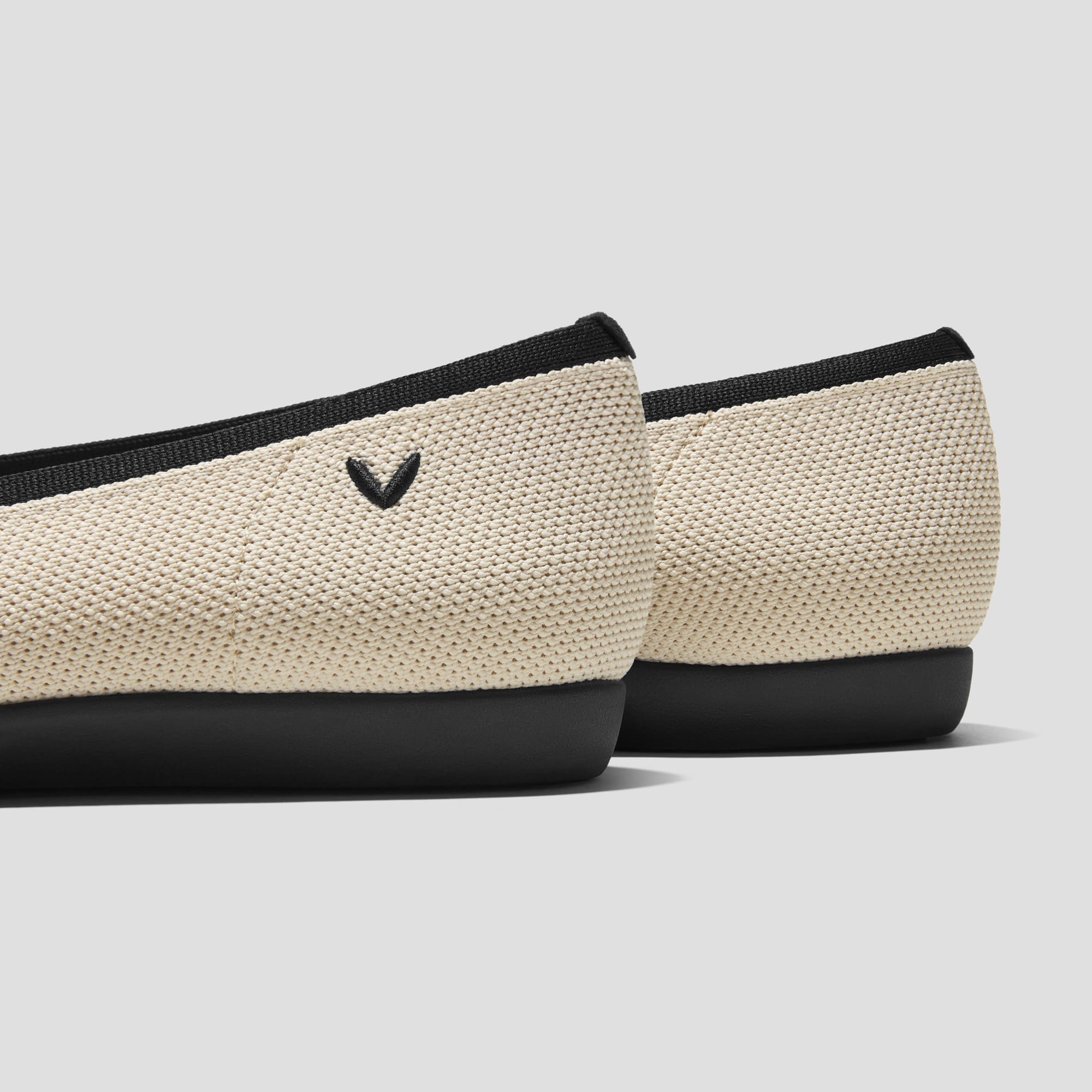 [Margot Walker Super Water Repellent] Square Toe Ultra Lightweight Thick Sole Flat Shoes