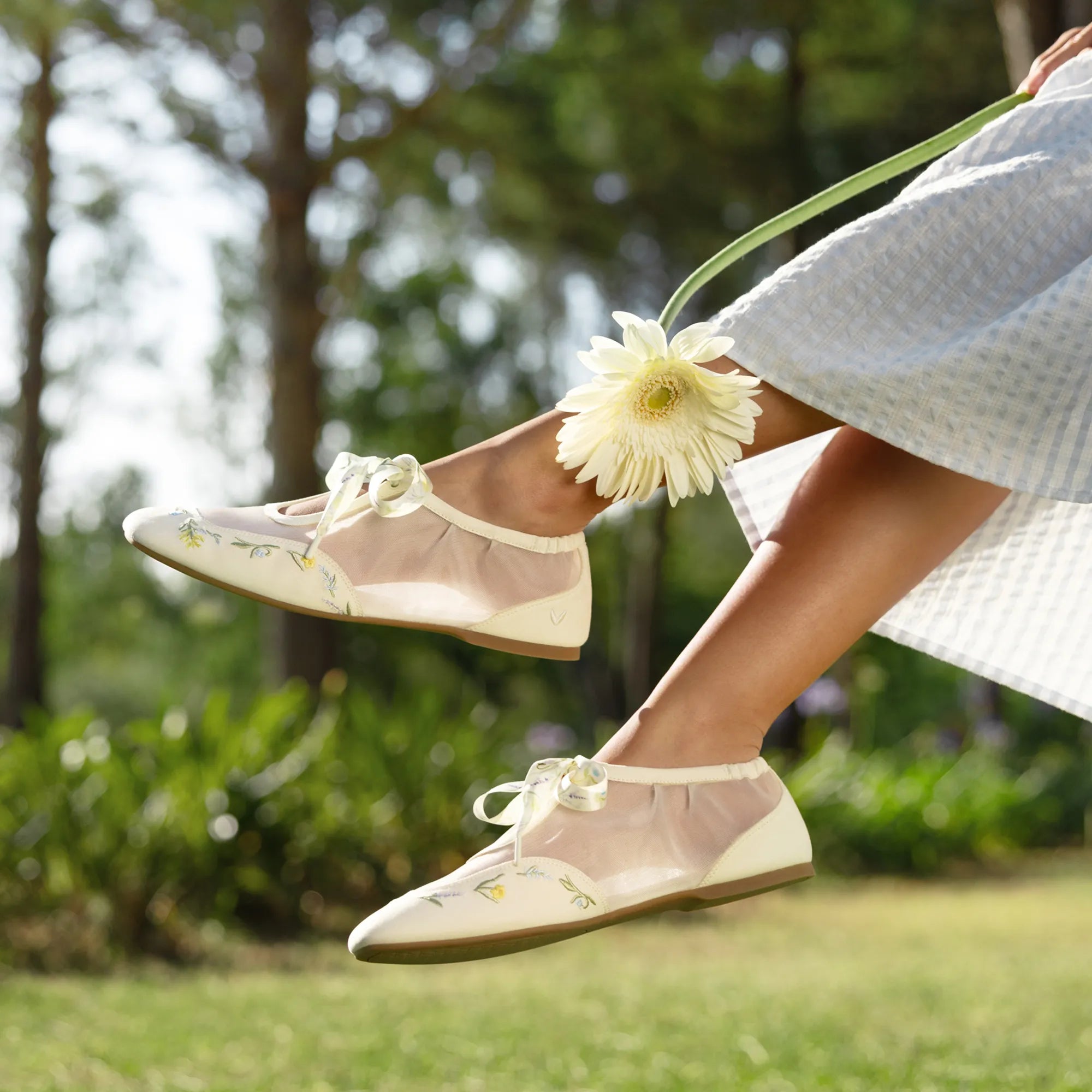 [Ciara] スクエアトゥ オーガンジー スニーカリーナ