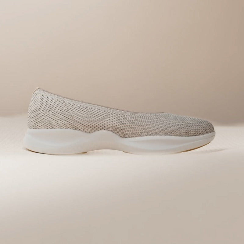 [Walker Pro Izabel] Water-repellent round toe sneakers, flat